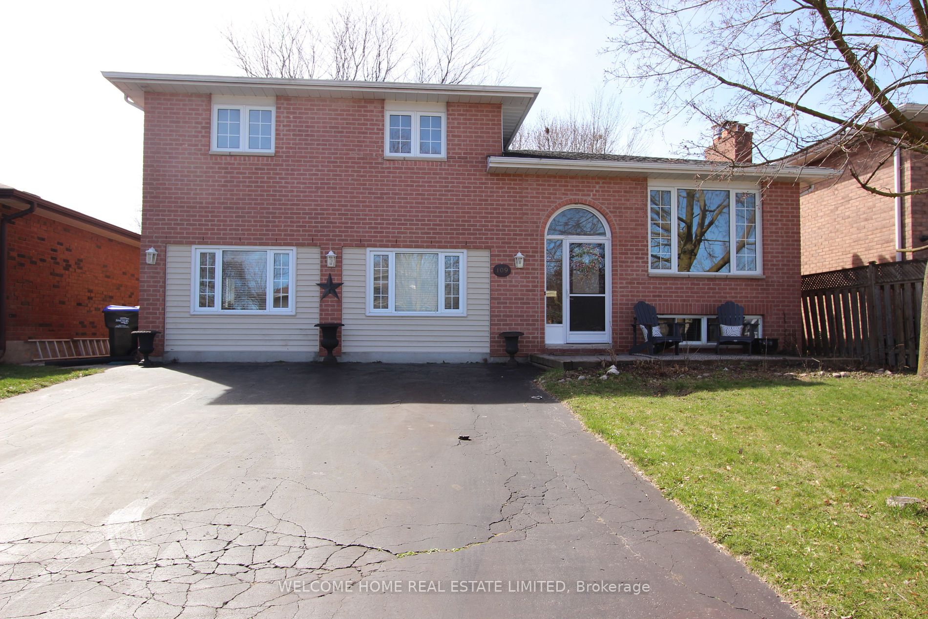 Detached house for sale at 109 Cunningham Dr New Tecumseth Ontario