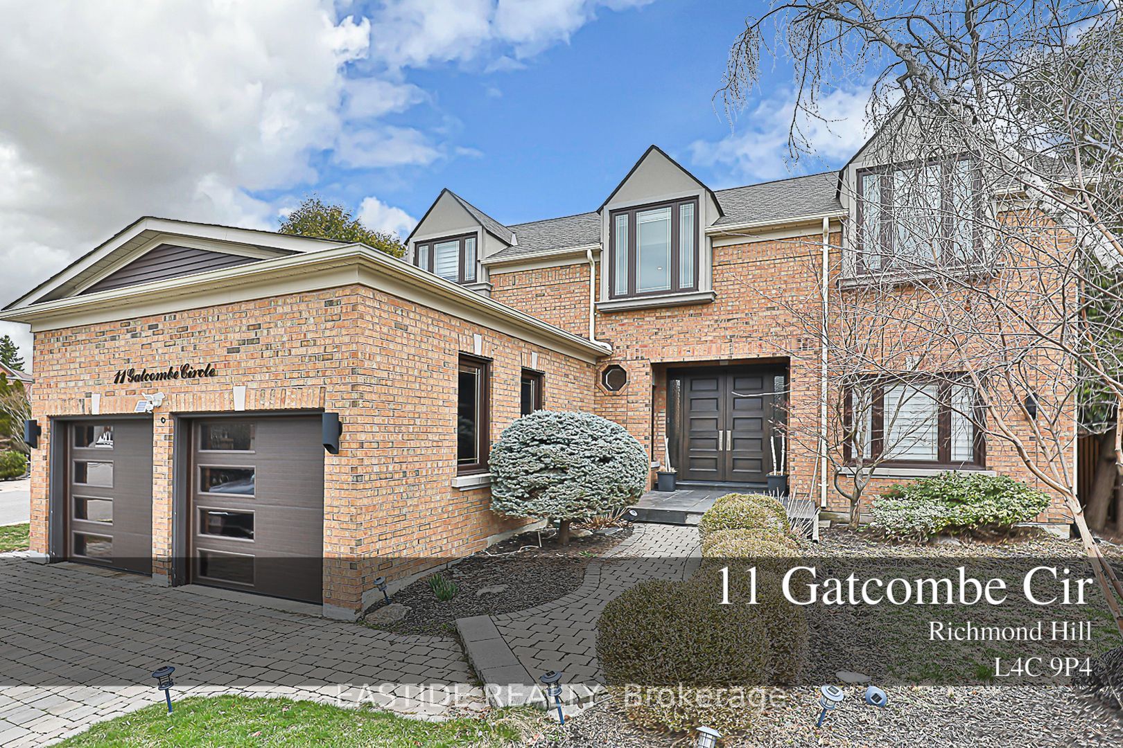 Detached house for sale at 11 Gatcombe Circ Richmond Hill Ontario