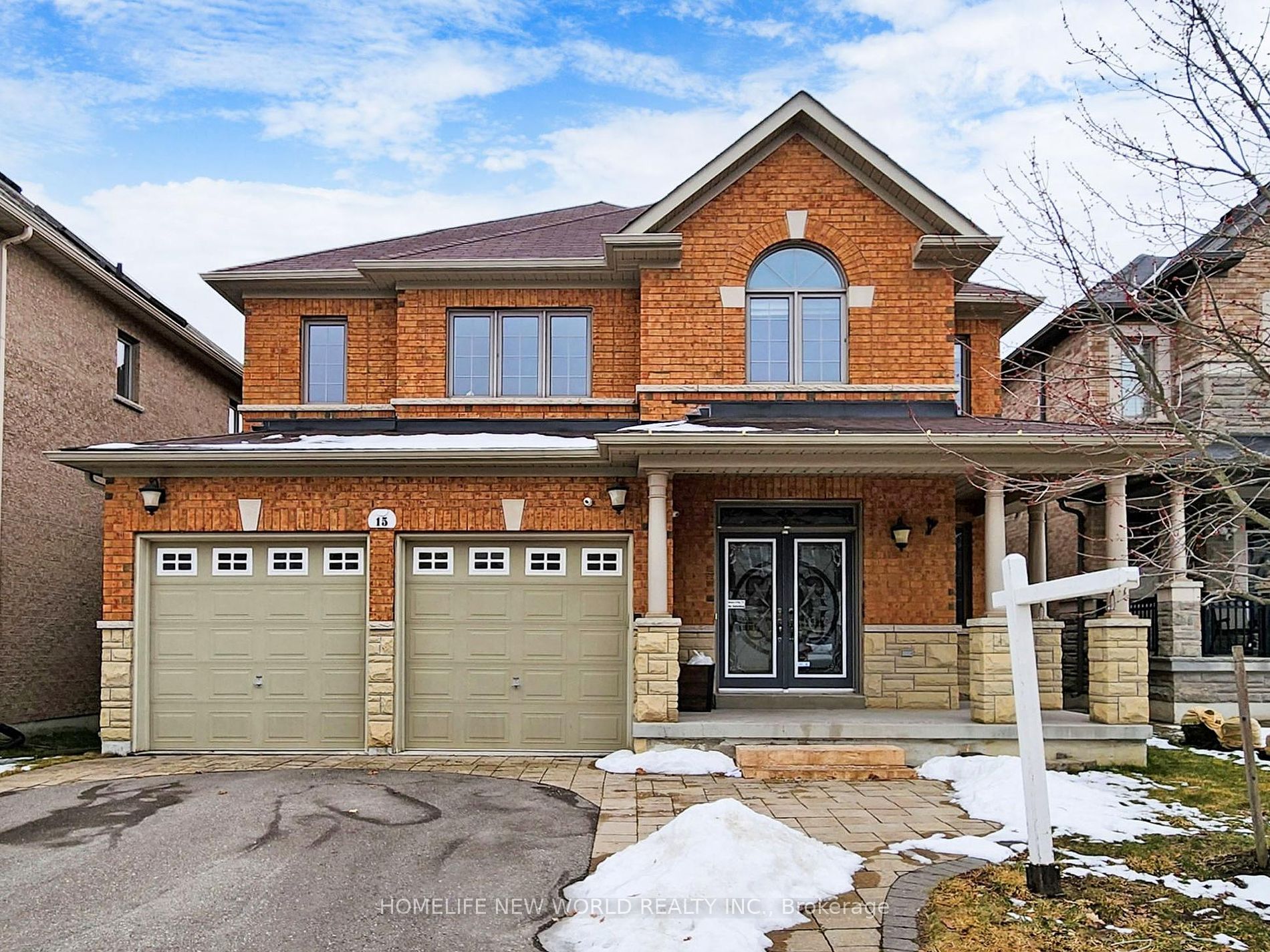 Detached house for sale at 15 Magdalan Cres Richmond Hill Ontario