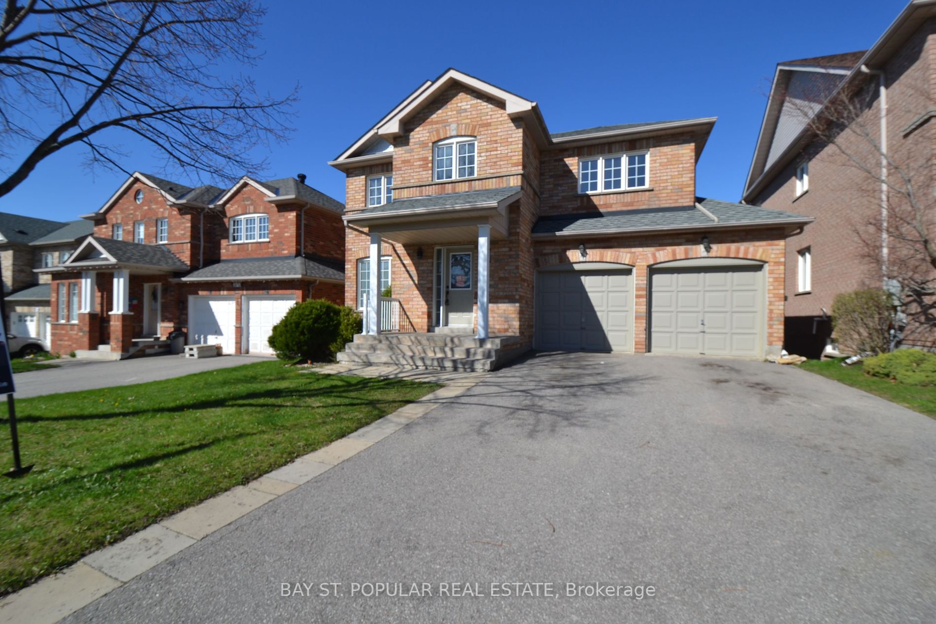 Detached house for sale at 372 Spruce Grove Cres Newmarket Ontario