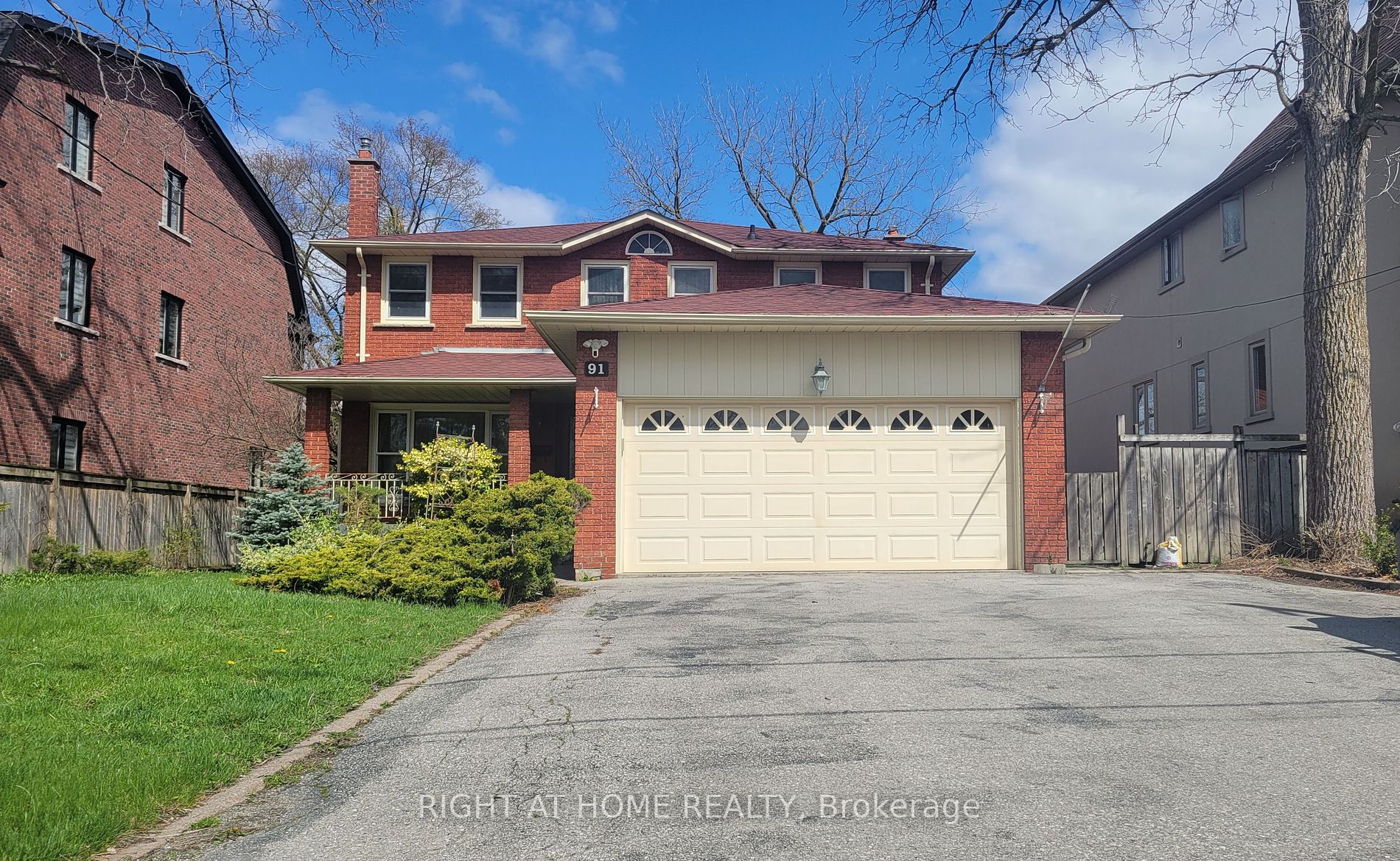 Detached house for sale at 91 Hunt Ave Richmond Hill Ontario