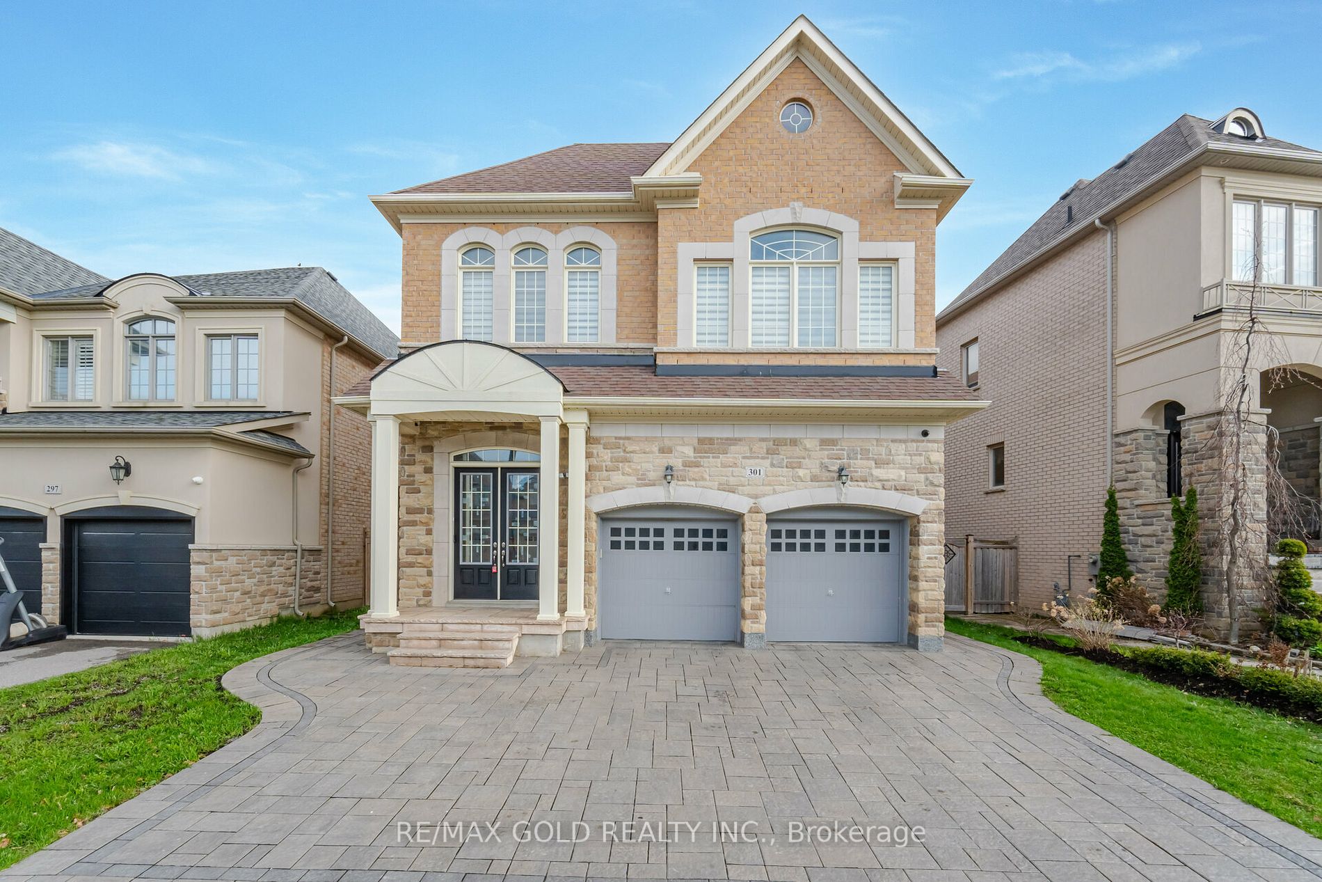 Detached house for sale at 301 Chatfield Dr Vaughan Ontario