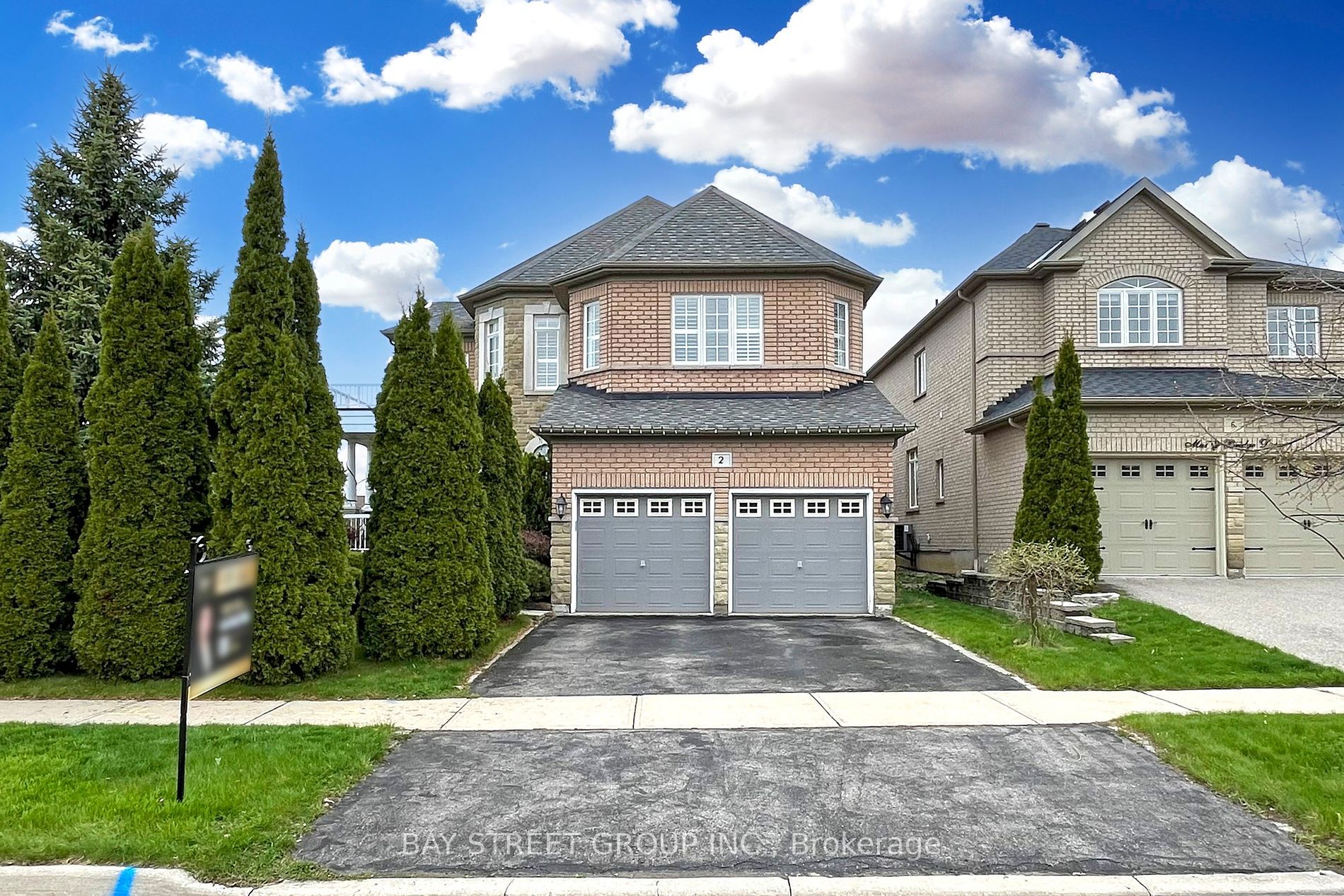 Detached house for sale at 2 Marble Bridge Dr Richmond Hill Ontario