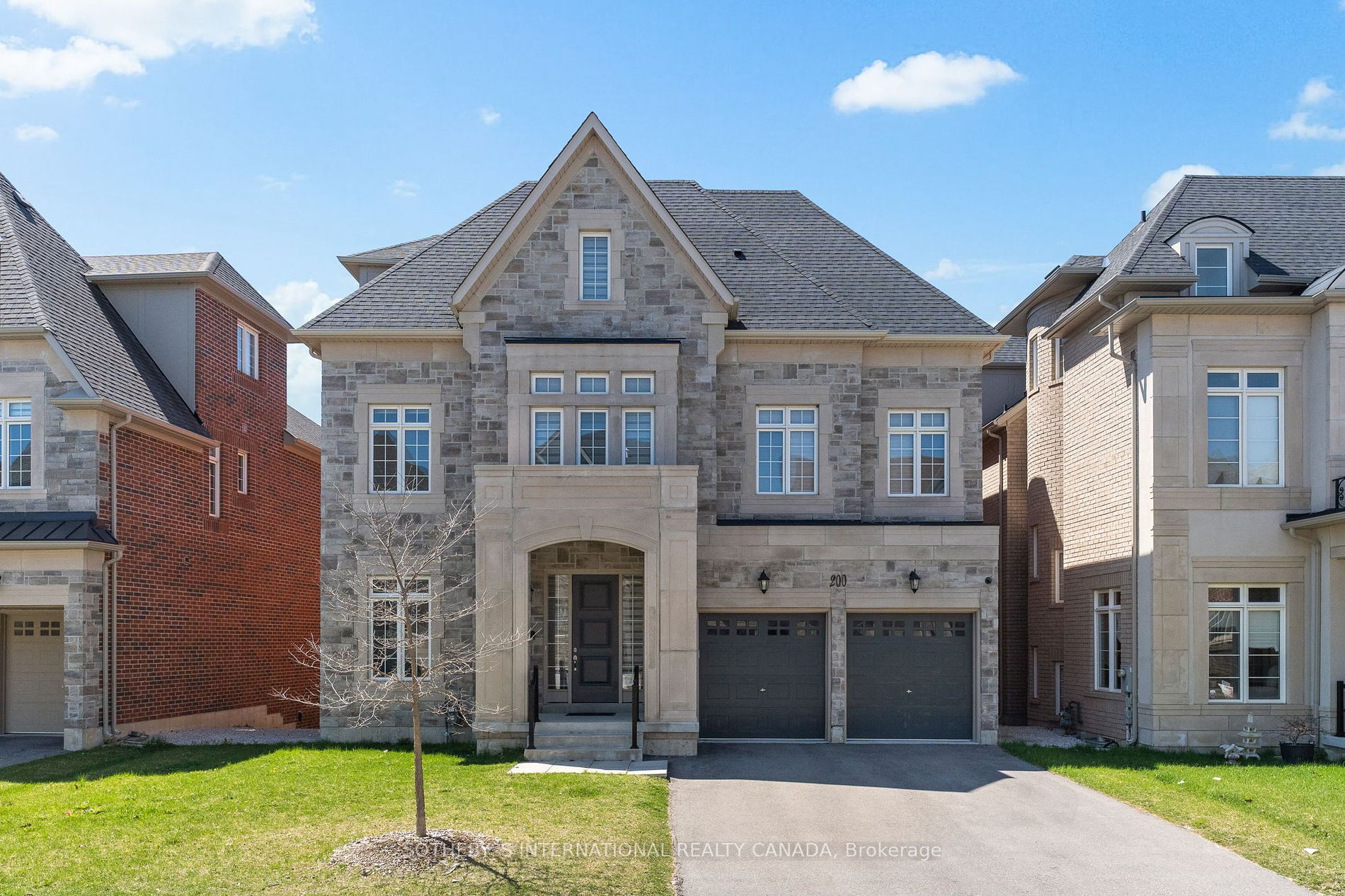 Detached house for sale at 200 Farrell Rd Vaughan Ontario
