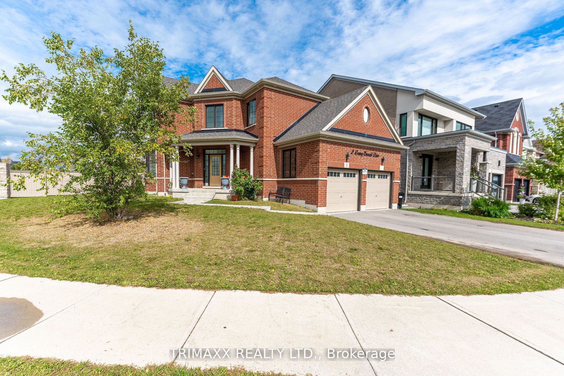 Detached house for sale at 2 Downy Emerald Dr Bradford West Gwillimbury Ontario