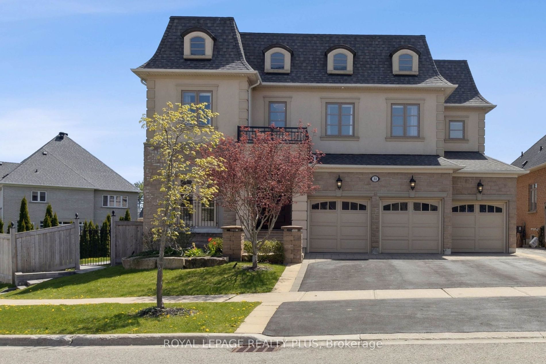 Detached house for sale at 31 Pagean Dr Richmond Hill Ontario