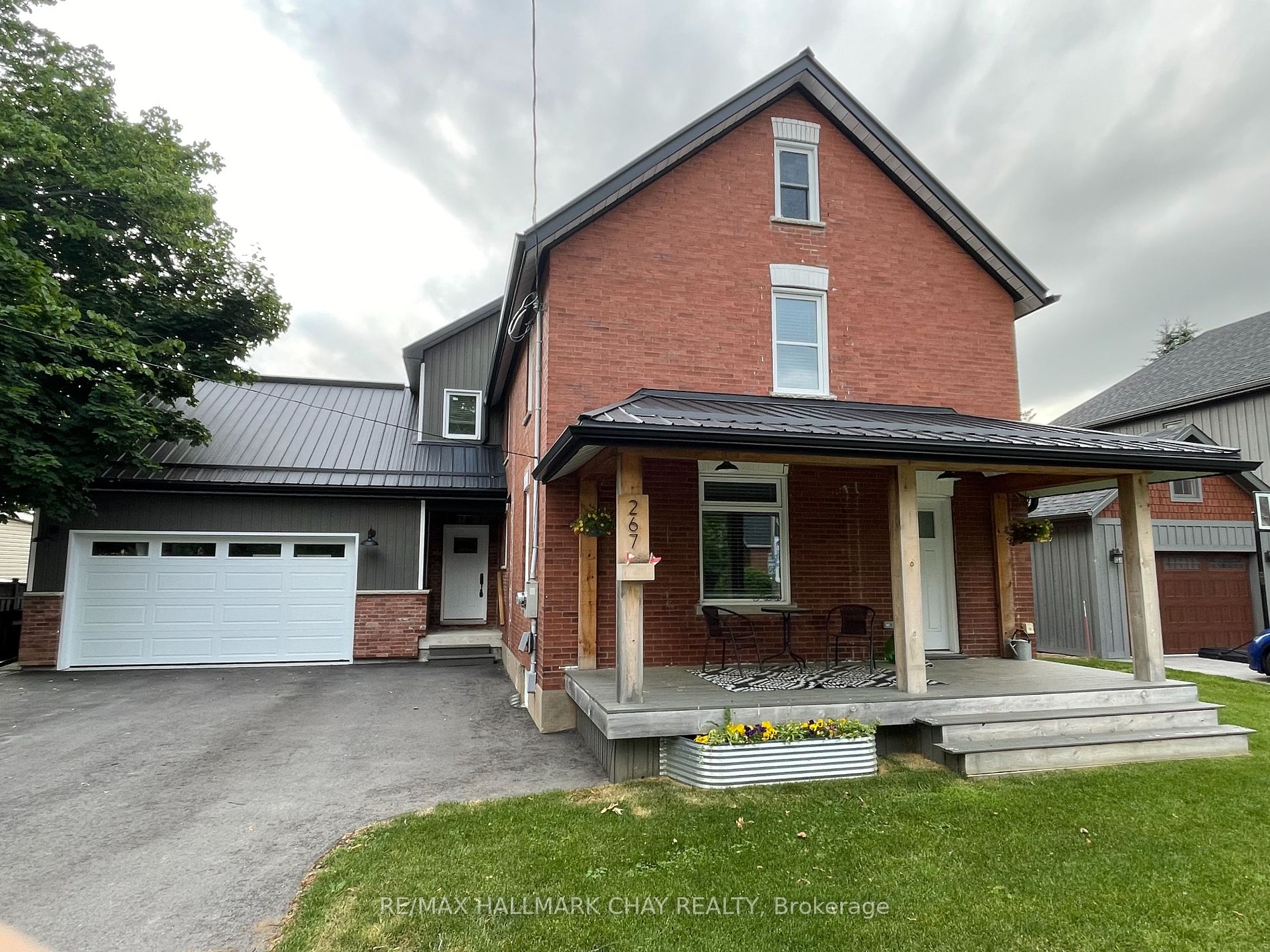 Detached house for sale at 267 Barrie St Essa Ontario
