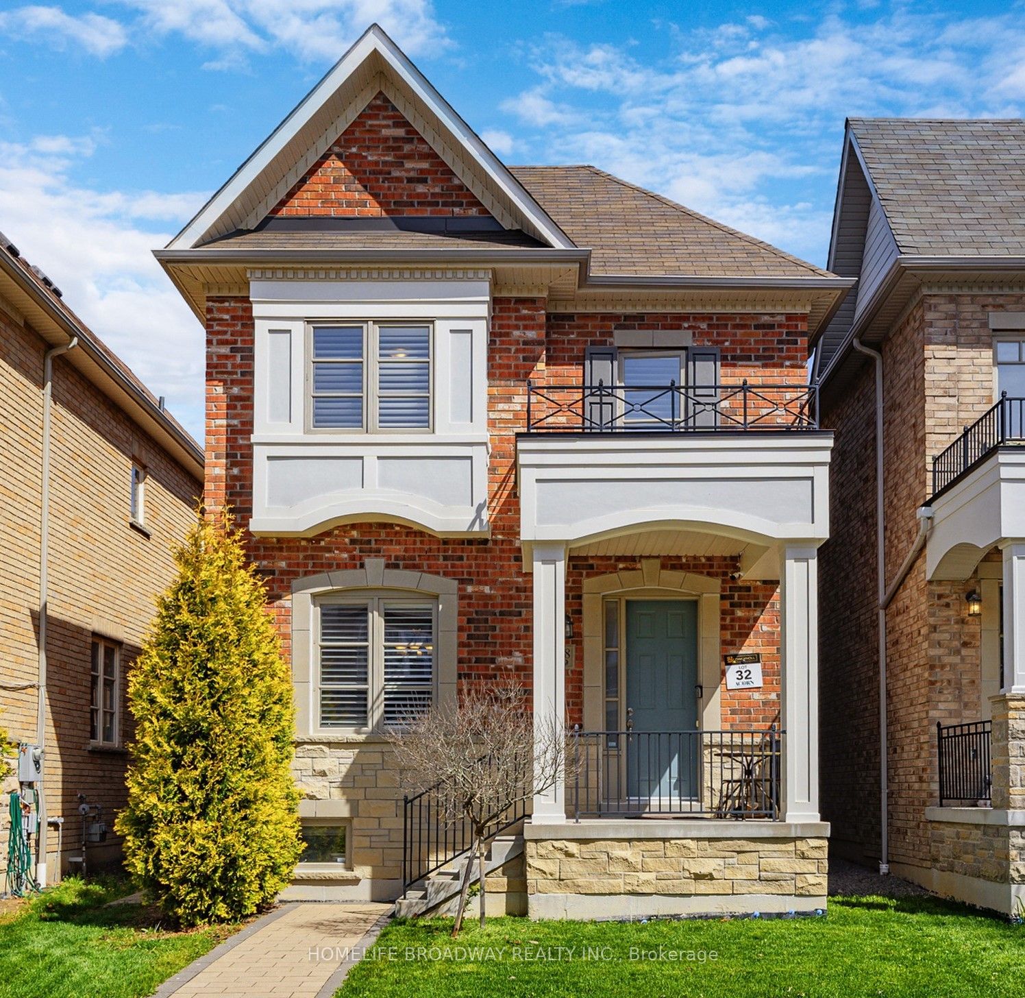 Detached house for sale at 18 Plantain Lane Richmond Hill Ontario