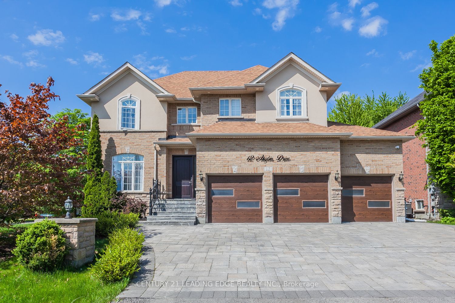 Detached house for sale at 12 Anglin Dr Richmond Hill Ontario