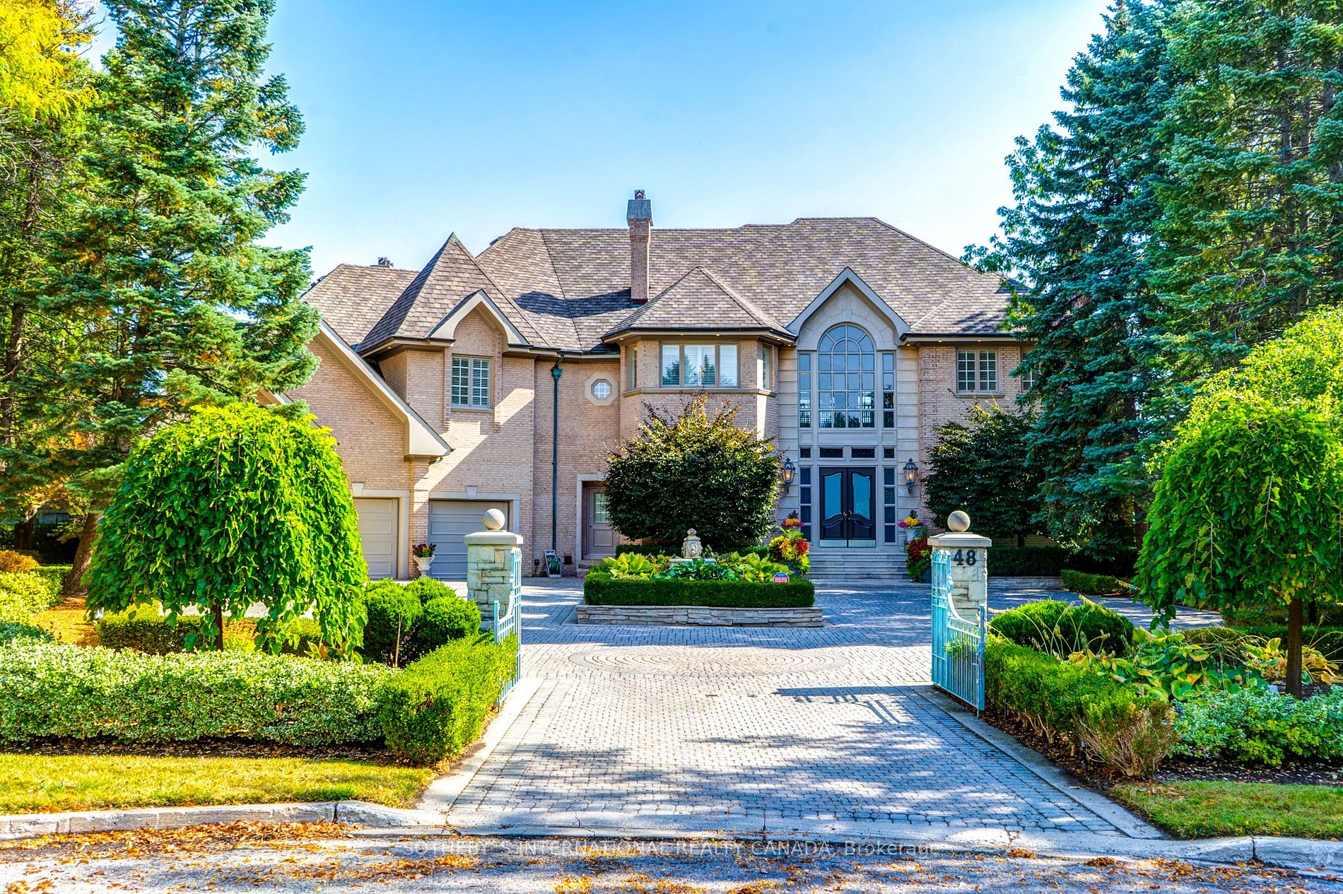 Detached house for sale at 48 Old Park Lane Richmond Hill Ontario