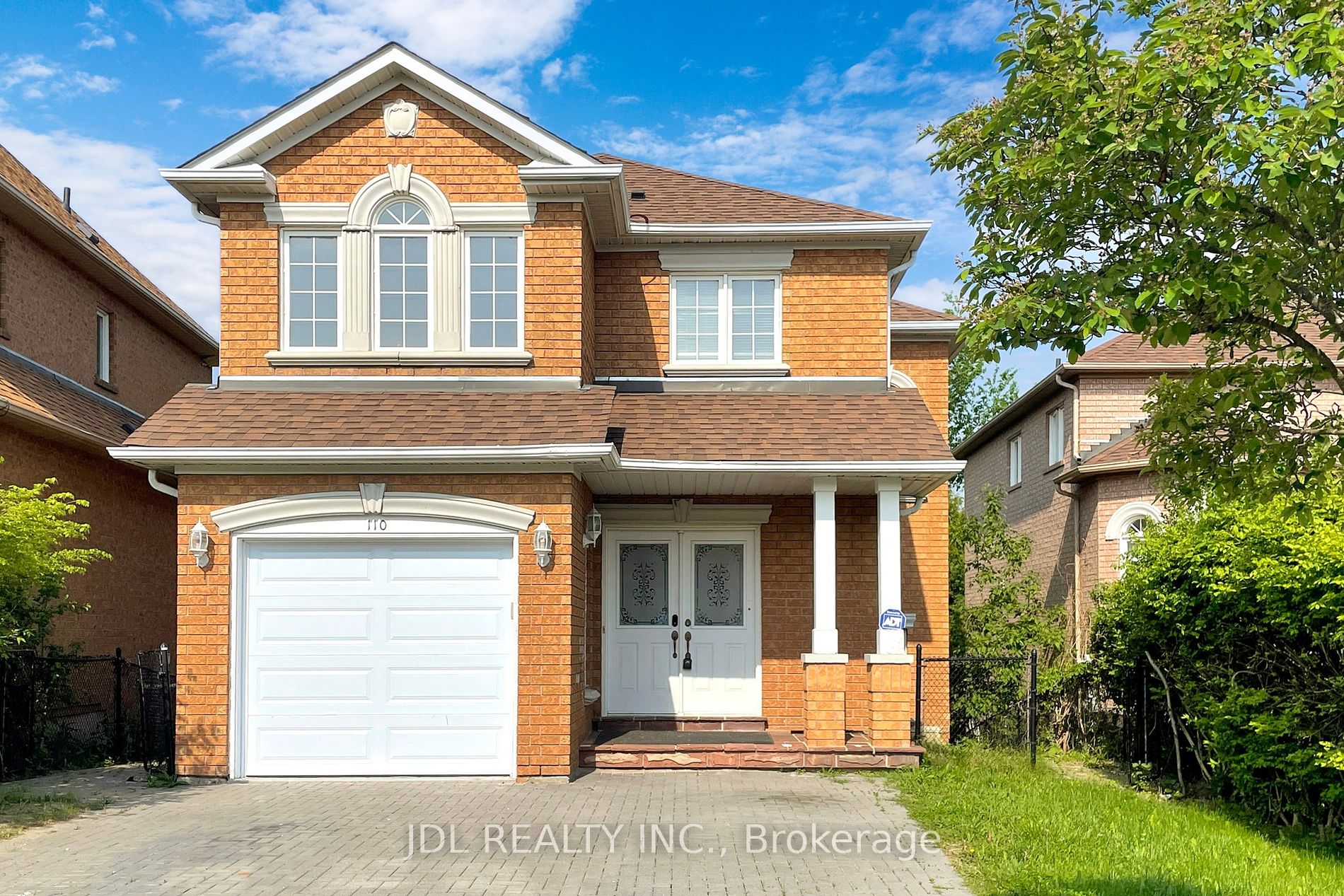 Detached house for sale at 110 Holly Dr Richmond Hill Ontario
