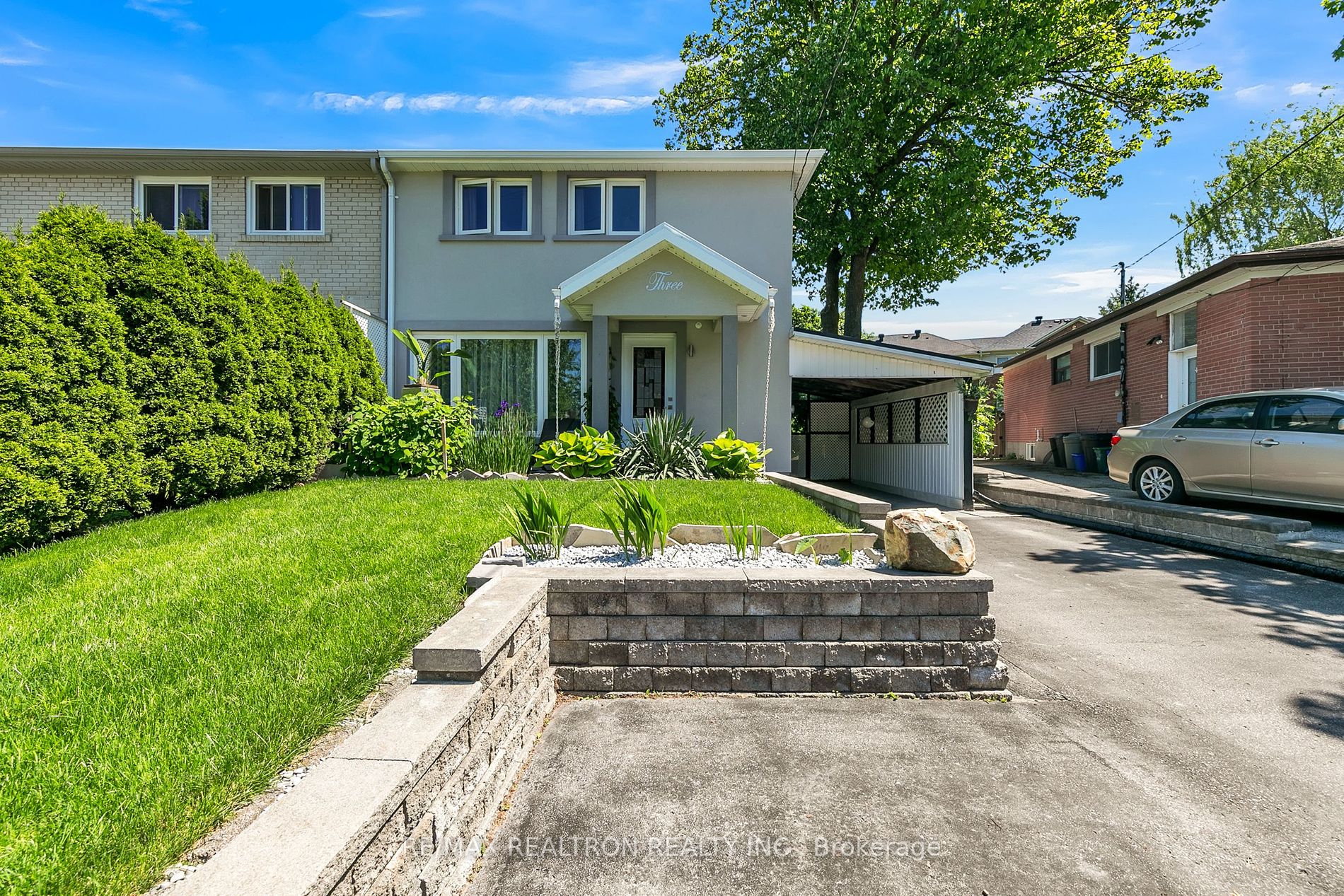 Semi-Detached house for sale at 3 Davis Rd Aurora Ontario