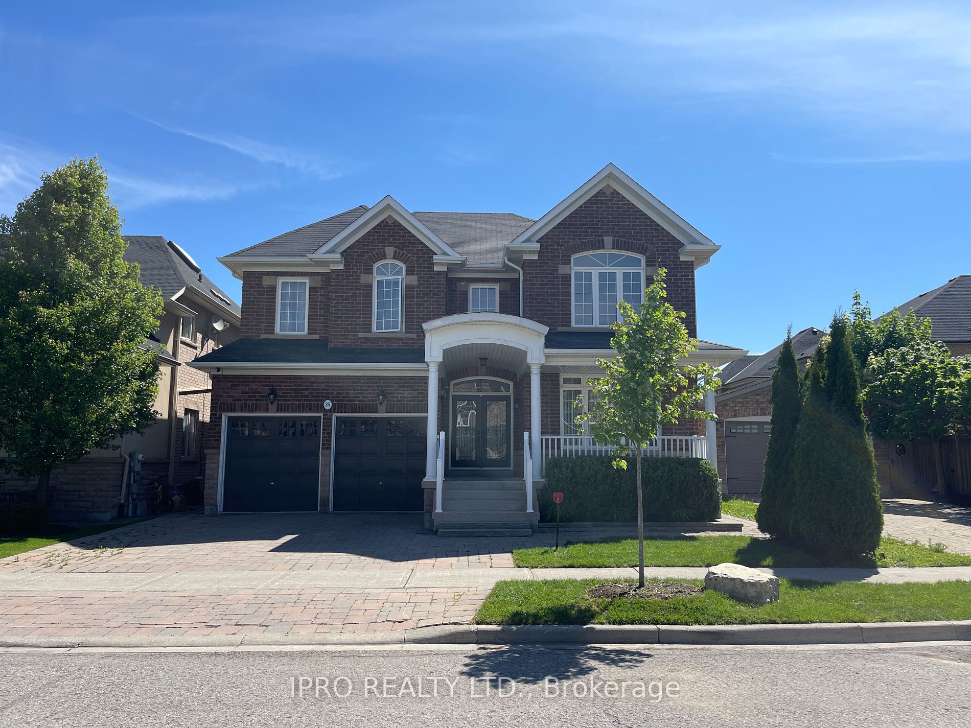 Detached house for sale at 35 Morland Cres Aurora Ontario