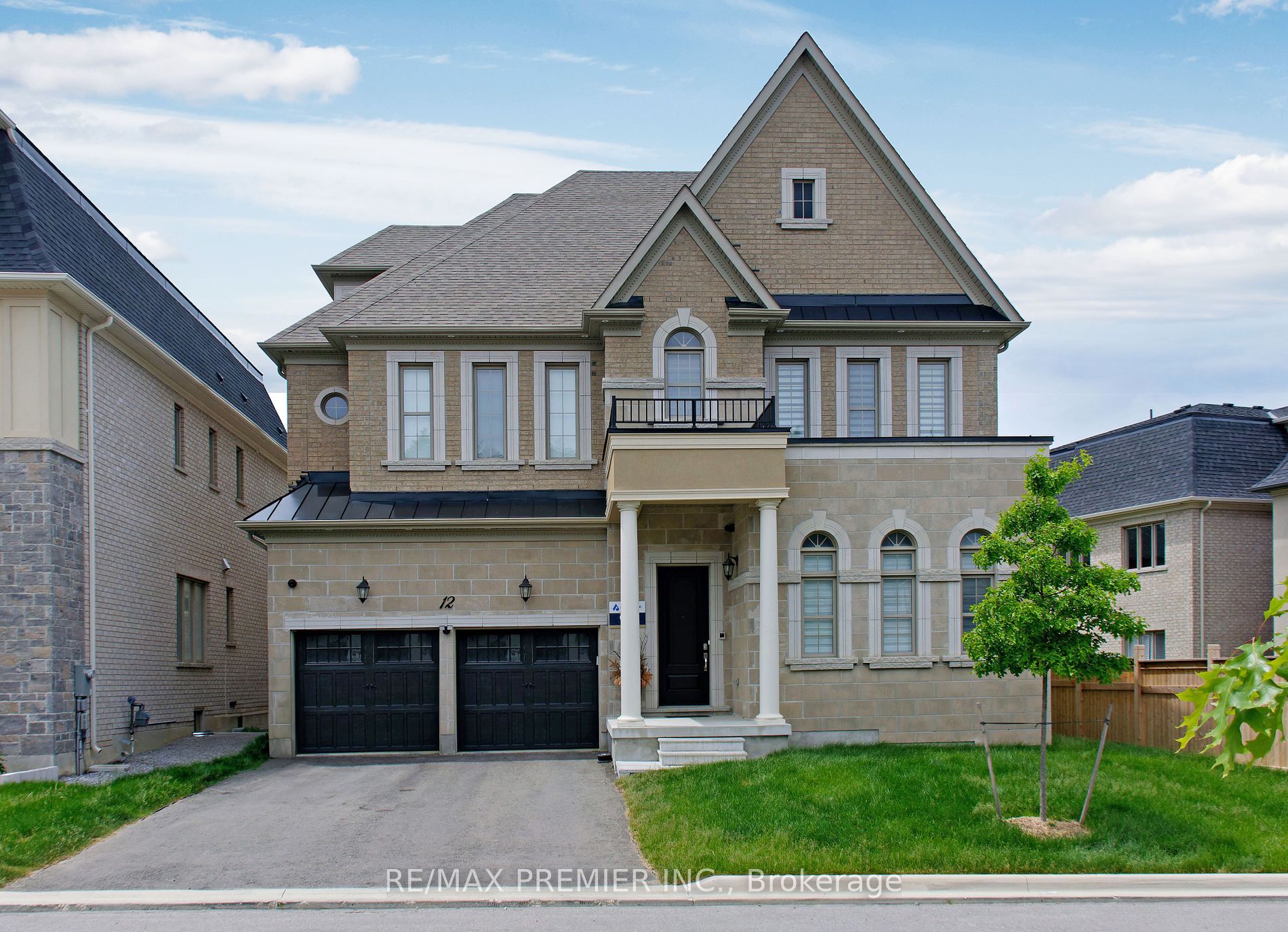 Detached house for sale at 12 Night Sky Crt Richmond Hill Ontario