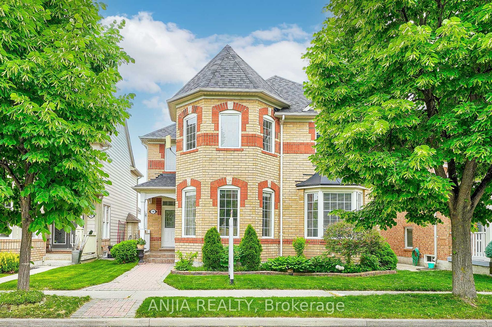 Detached house for sale at 14 Rocking Horse St Markham Ontario