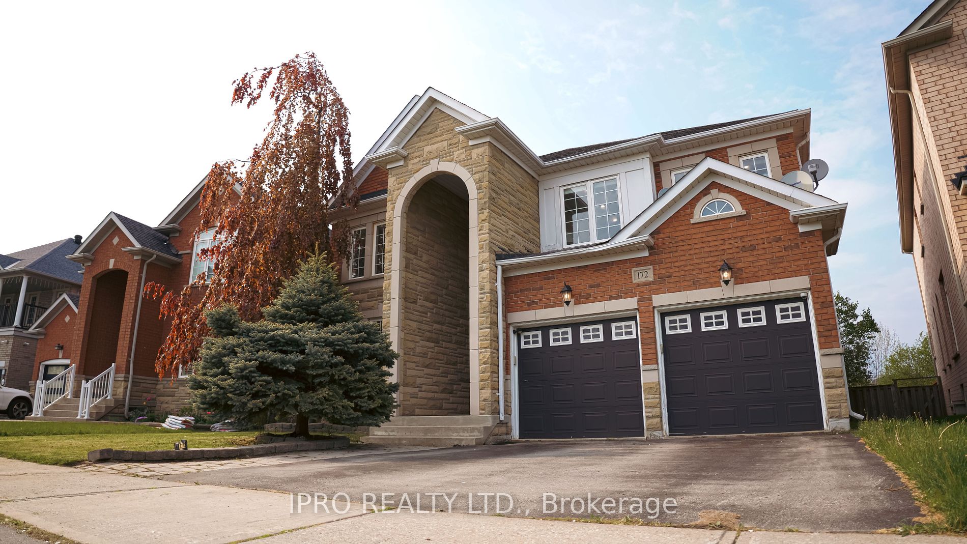 Detached house for sale at 172 Tower Hill Rd Richmond Hill Ontario