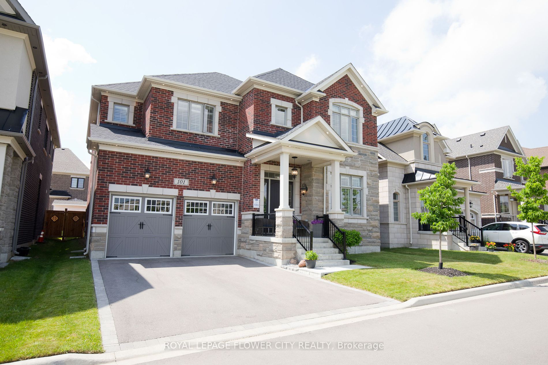Detached house for sale at 101 Morning Sparrow Dr W Vaughan Ontario