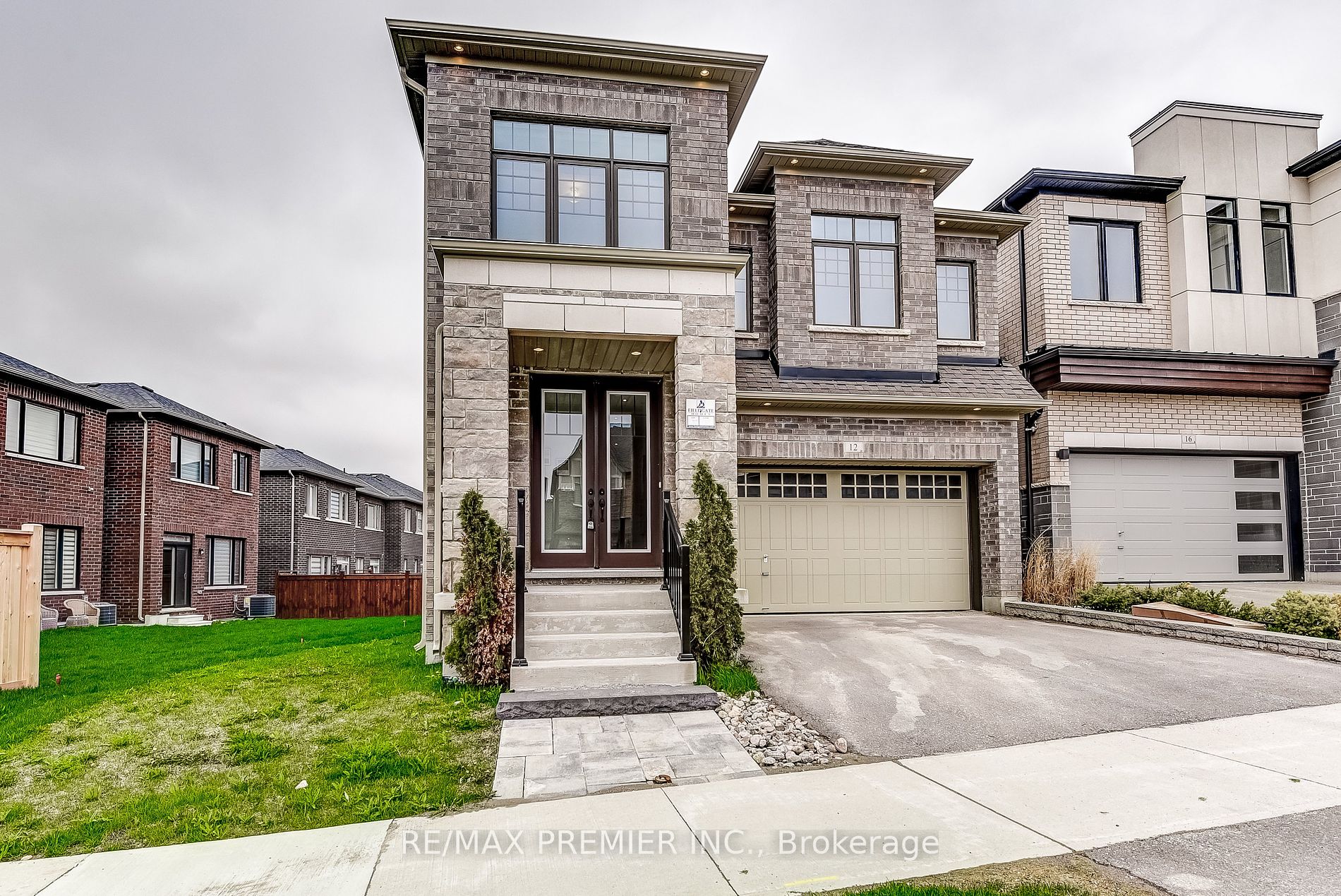 Detached house for sale at 12 McKean Dr Whitchurch-Stouffville Ontario