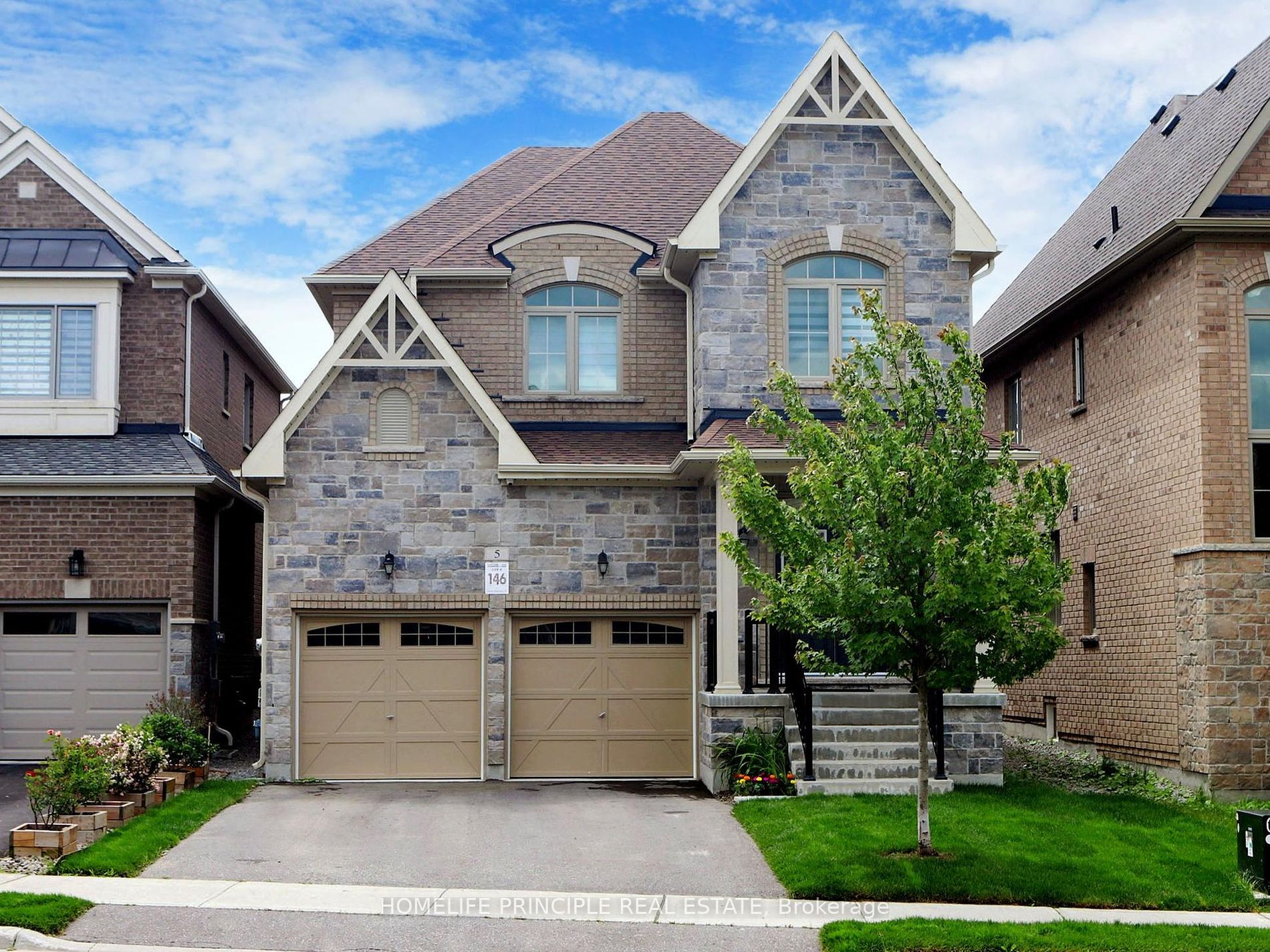 Detached house for sale at 5 Manor Hampton St East Gwillimbury Ontario