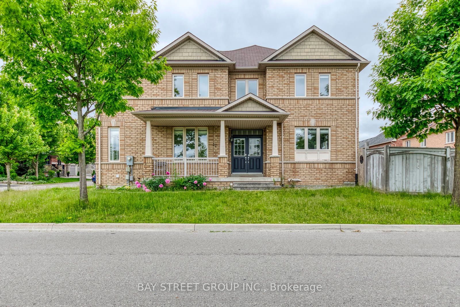 Detached house for sale at 22 Dairy Ave Richmond Hill Ontario