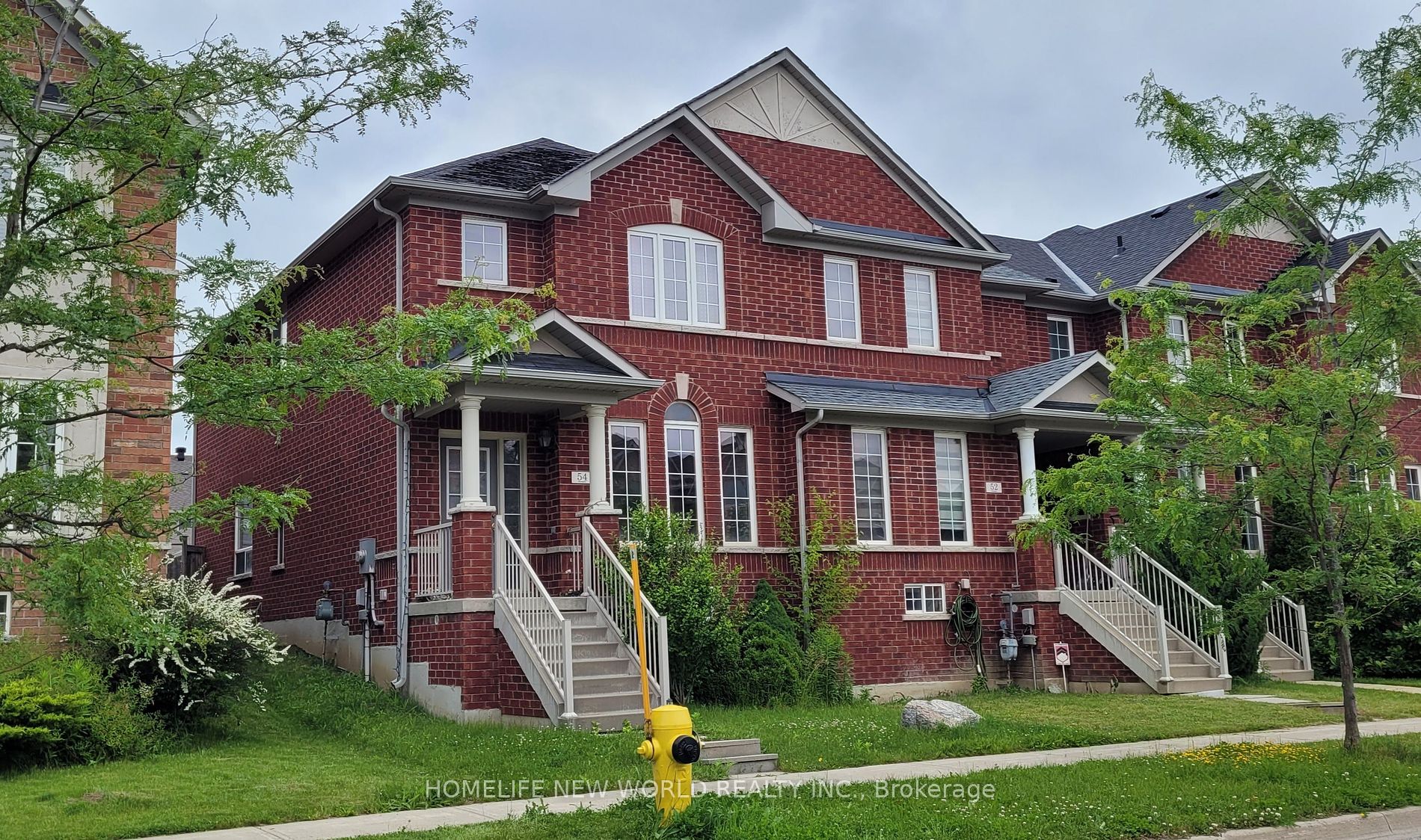 Att/Row/Twnhouse house for sale at 54 Richard Daley Dr Whitchurch-Stouffville Ontario
