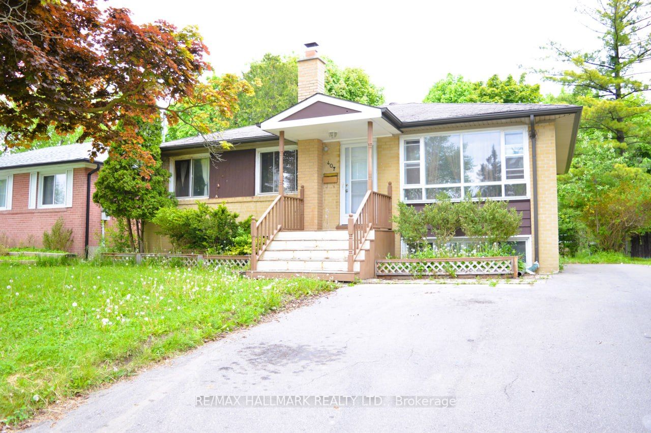 Detached house for sale at 407 Becker Rd Richmond Hill Ontario
