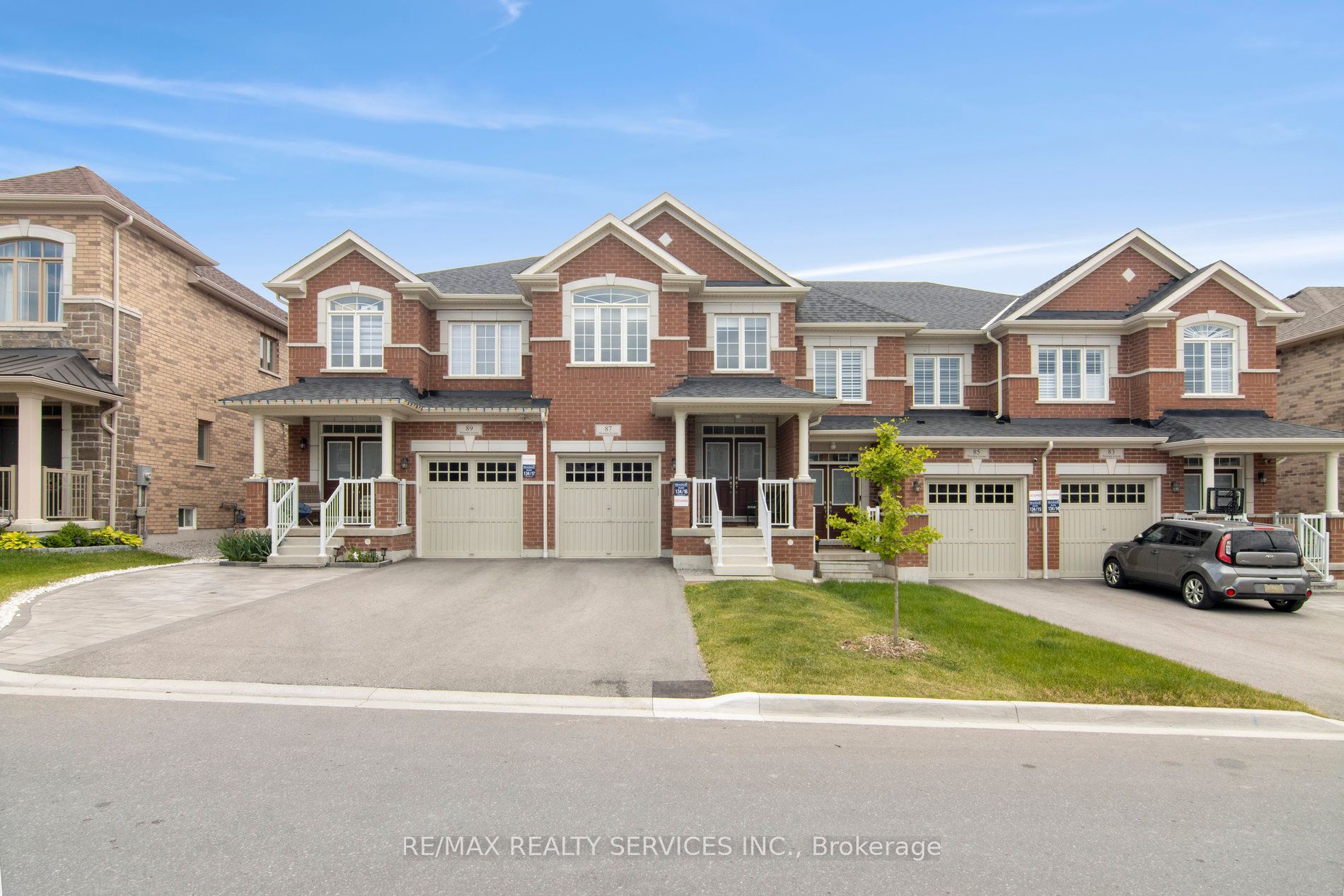 Att/Row/Twnhouse house for sale at 87 Wesmina Ave Whitchurch-Stouffville Ontario
