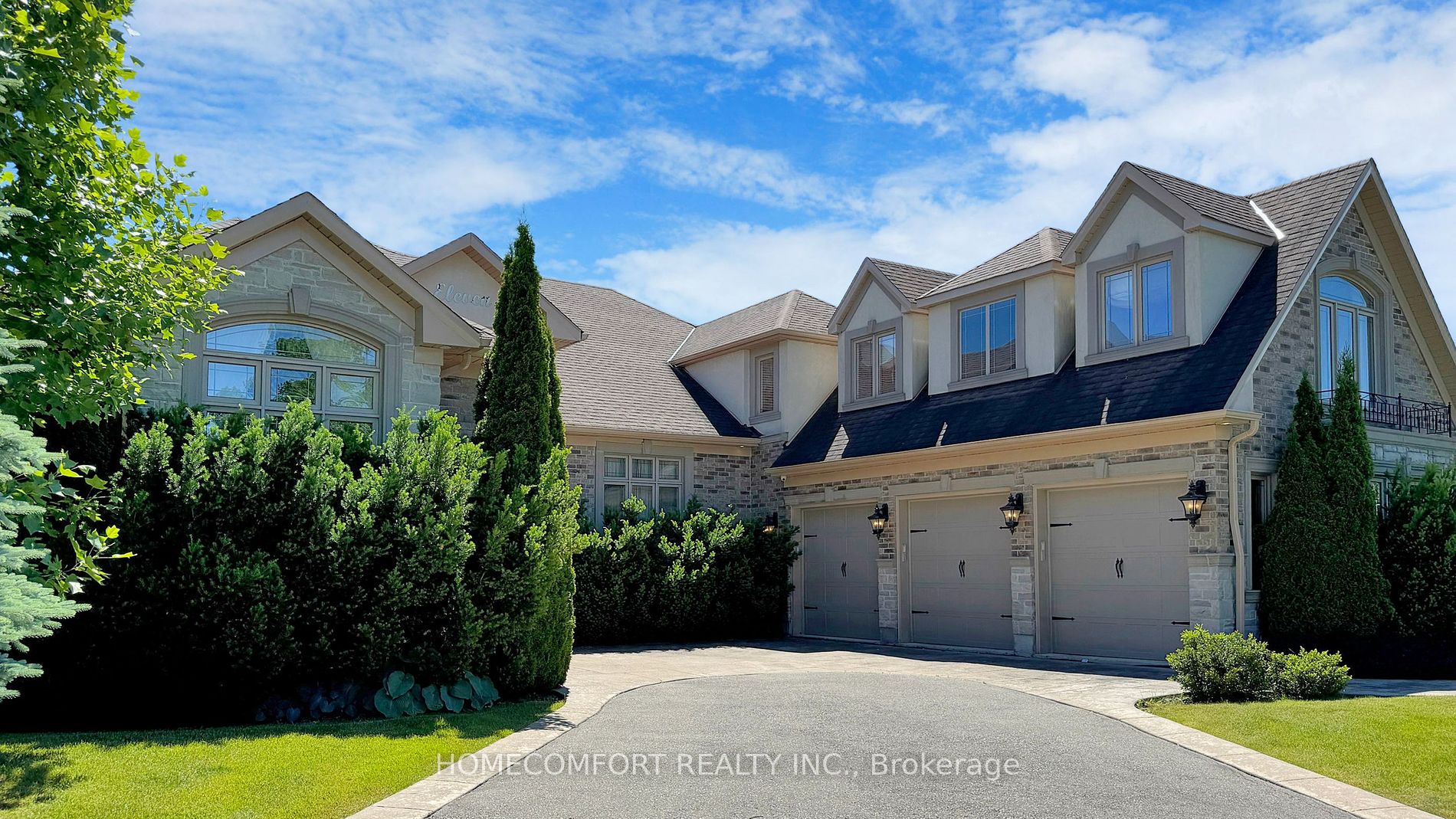 Detached house for sale at 11 Macleod Estate Crt Richmond Hill Ontario