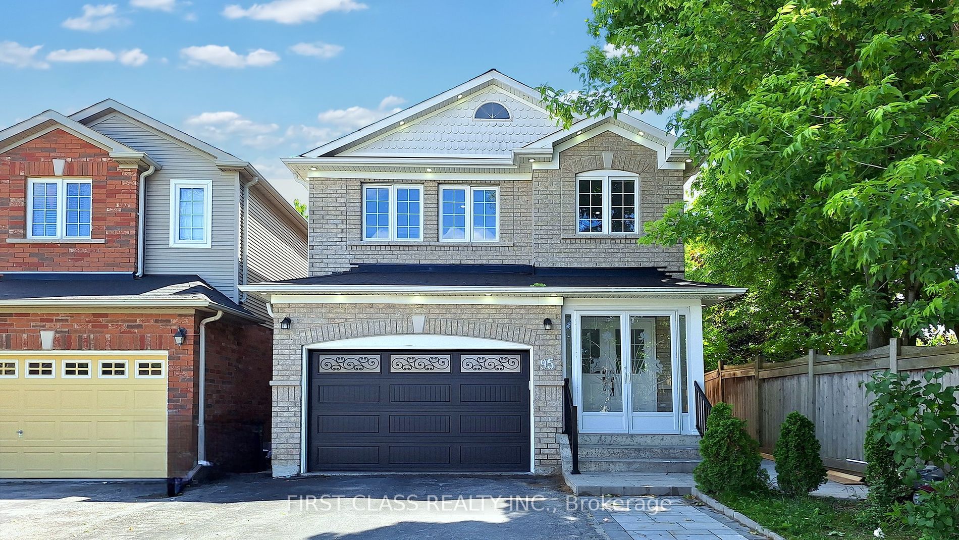 Detached house for sale at 95 Professor Day Dr Bradford West Gwillimbury Ontario