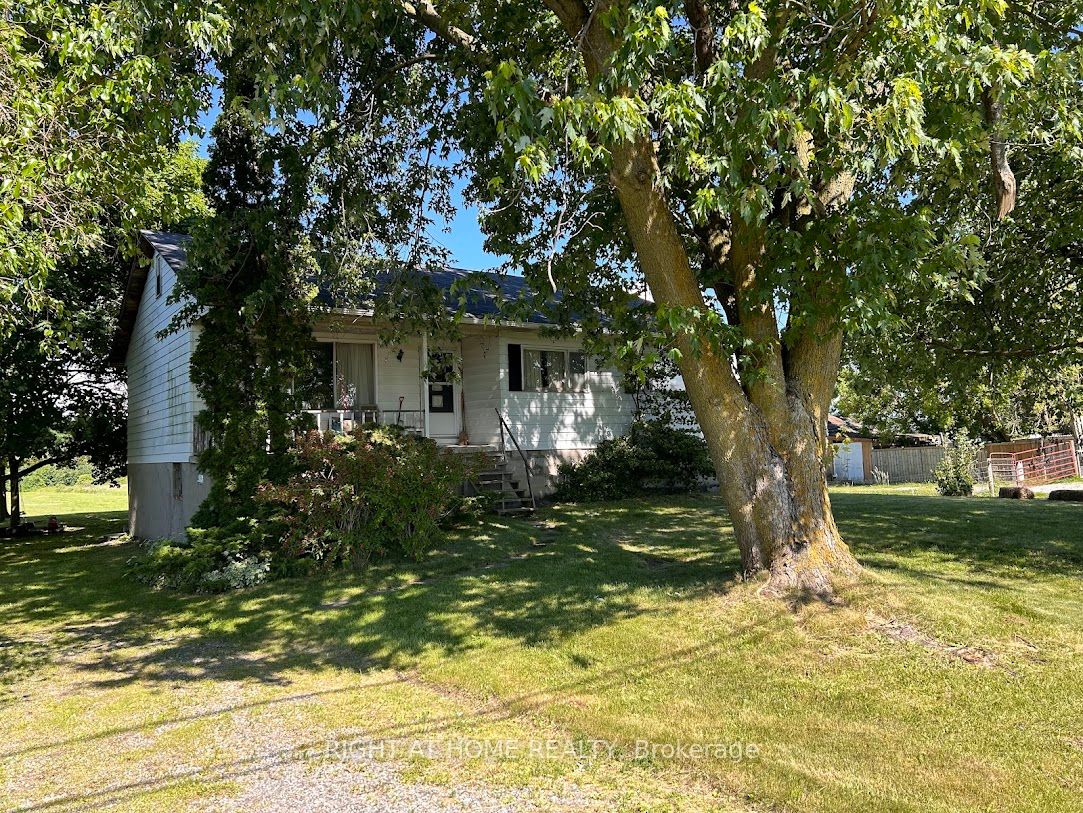 Farm house for sale at 19565 Dufferin St King Ontario