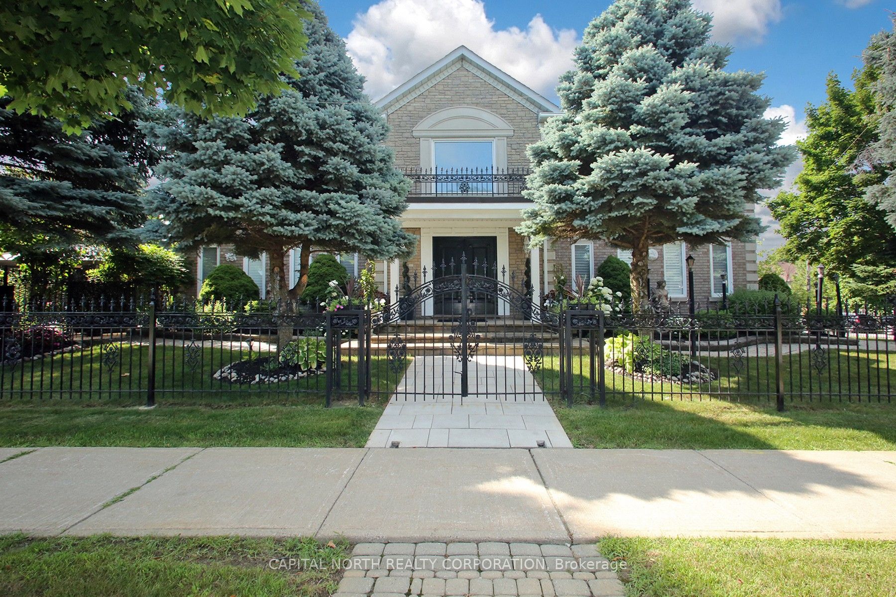 Detached house for sale at 1 Radley St Vaughan Ontario