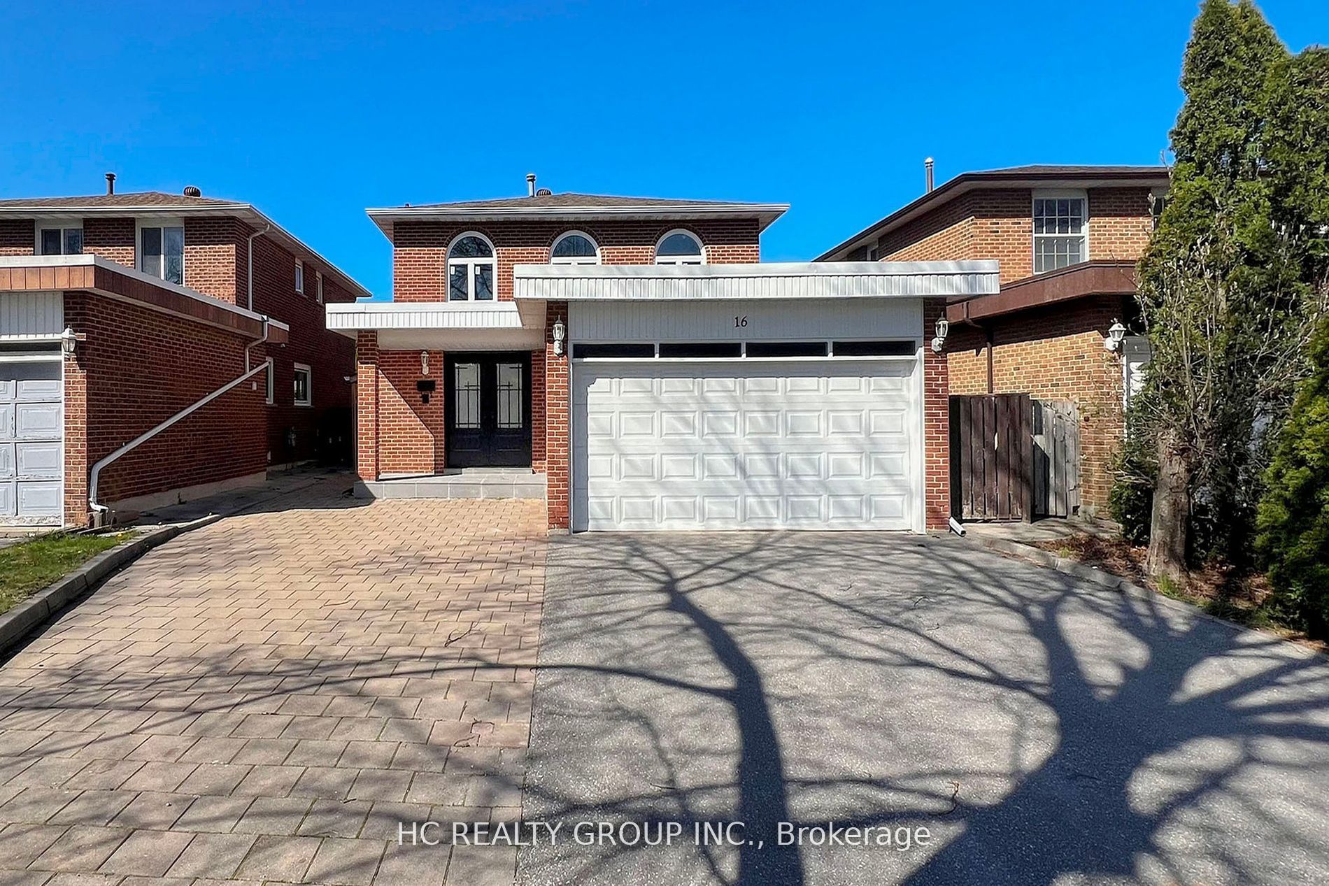 Detached house for sale at 16 Simsbury Crt Markham Ontario