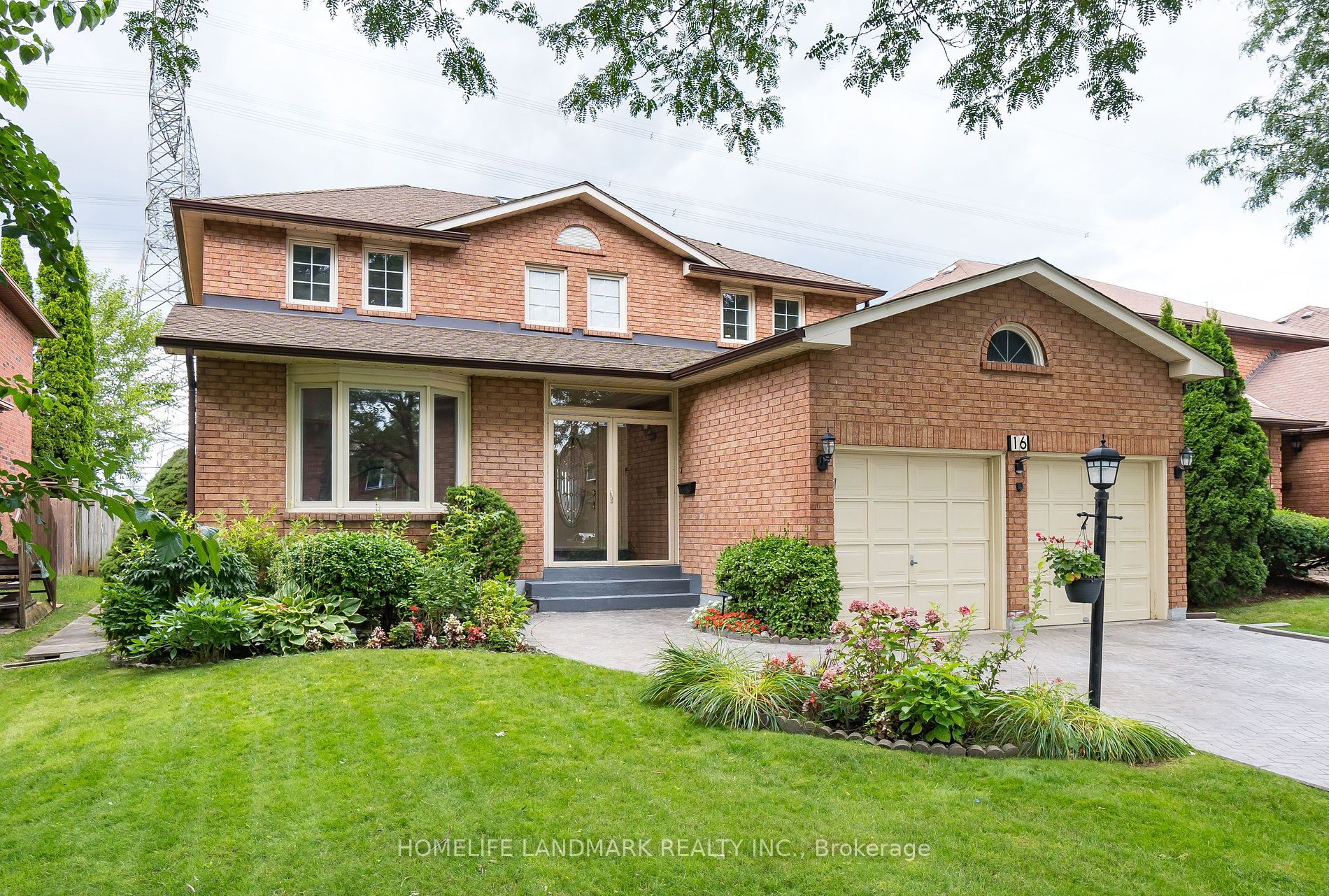 Detached house for sale at 16 Parklawn Cres Markham Ontario