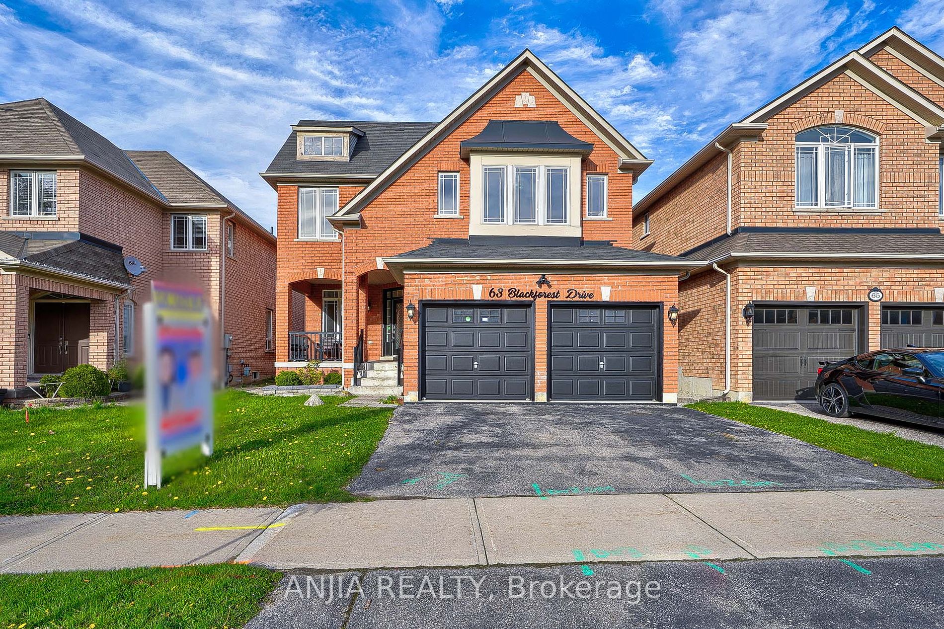 Detached house for sale at 63 Blackforest Dr Richmond Hill Ontario