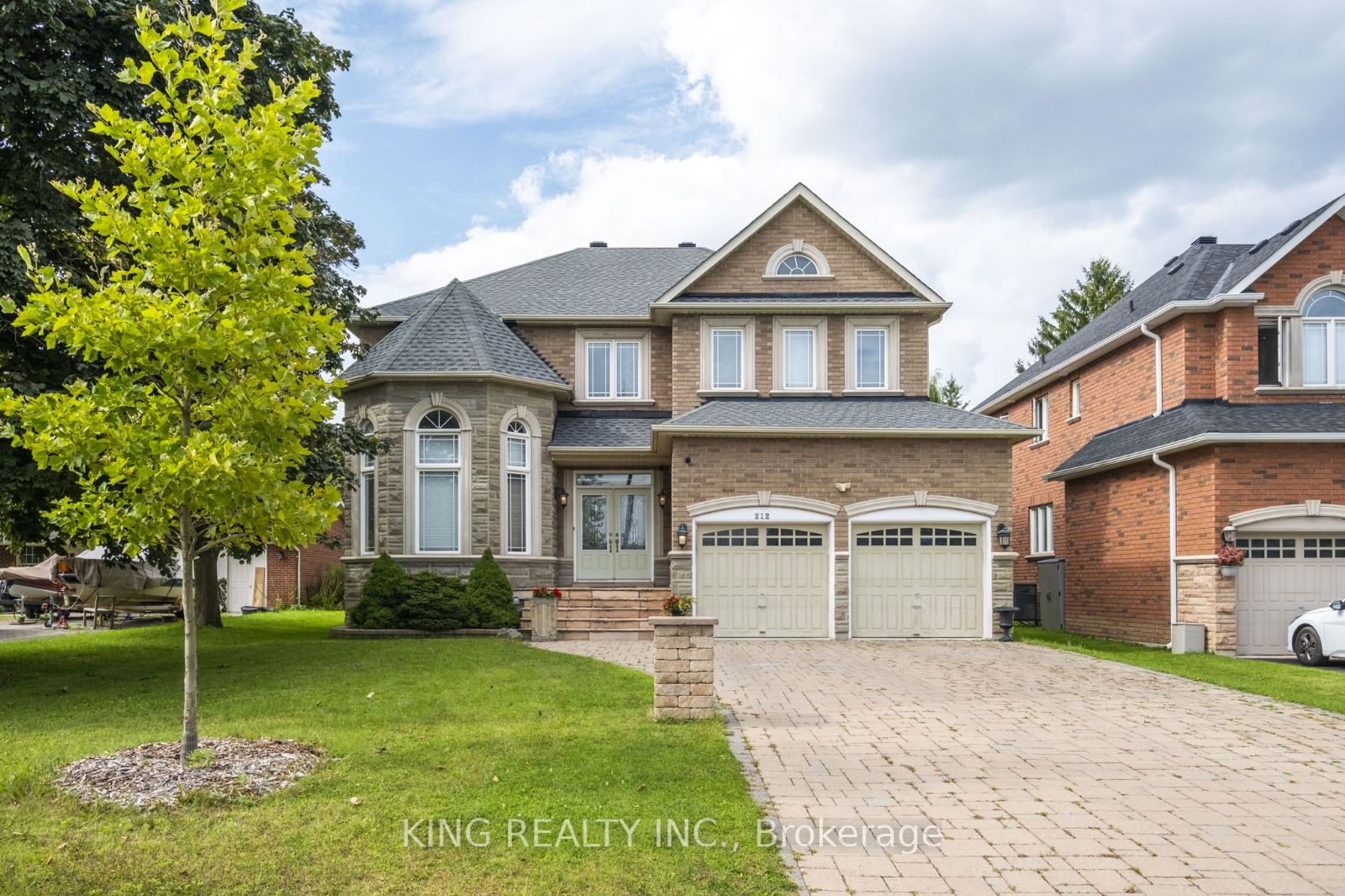 Detached house for sale at 212 19th Ave Richmond Hill Ontario