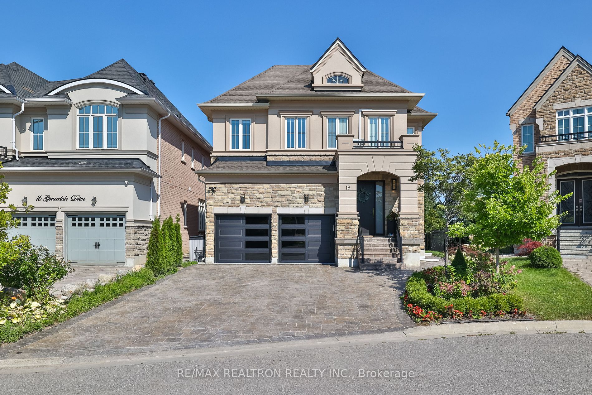 Detached house for sale at 18 Gracedale Dr Richmond Hill Ontario