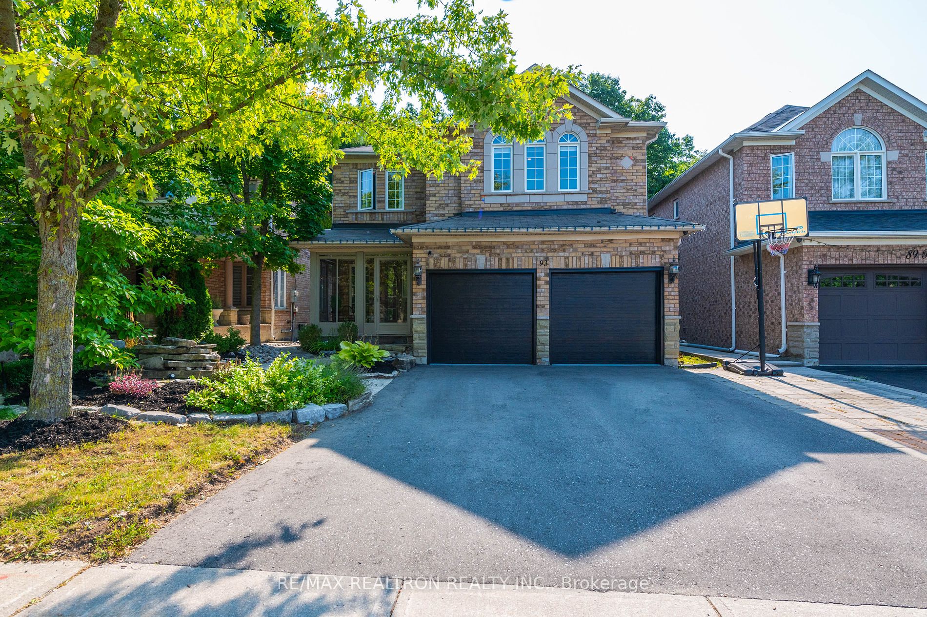 Detached house for sale at 93 Regency View Hts Vaughan Ontario