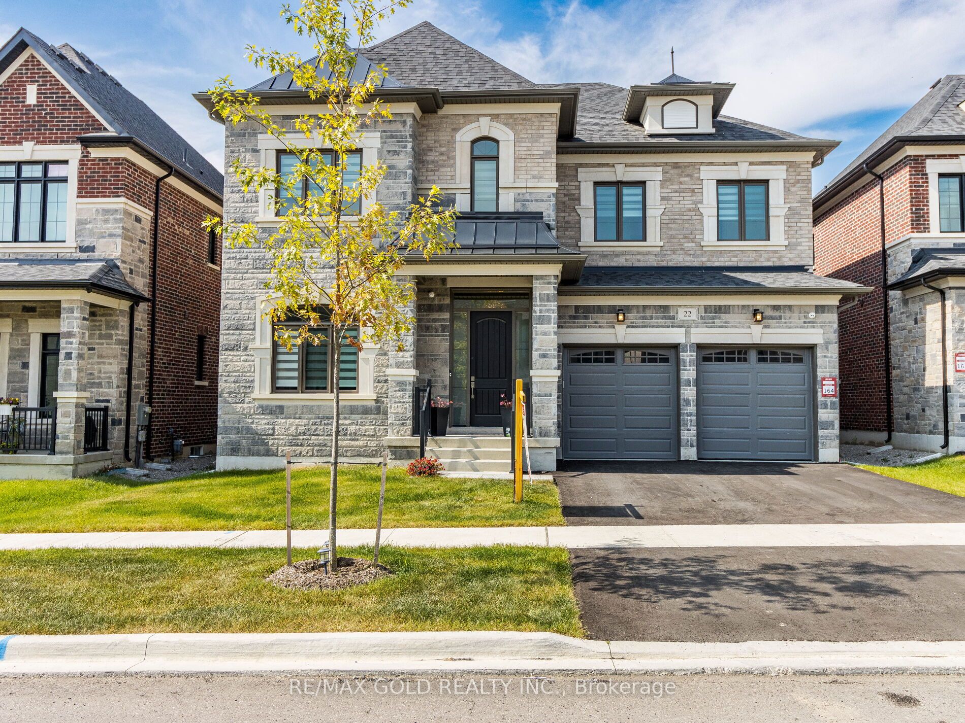 Detached house for sale at 22 Ballantyne Blvd Vaughan Ontario