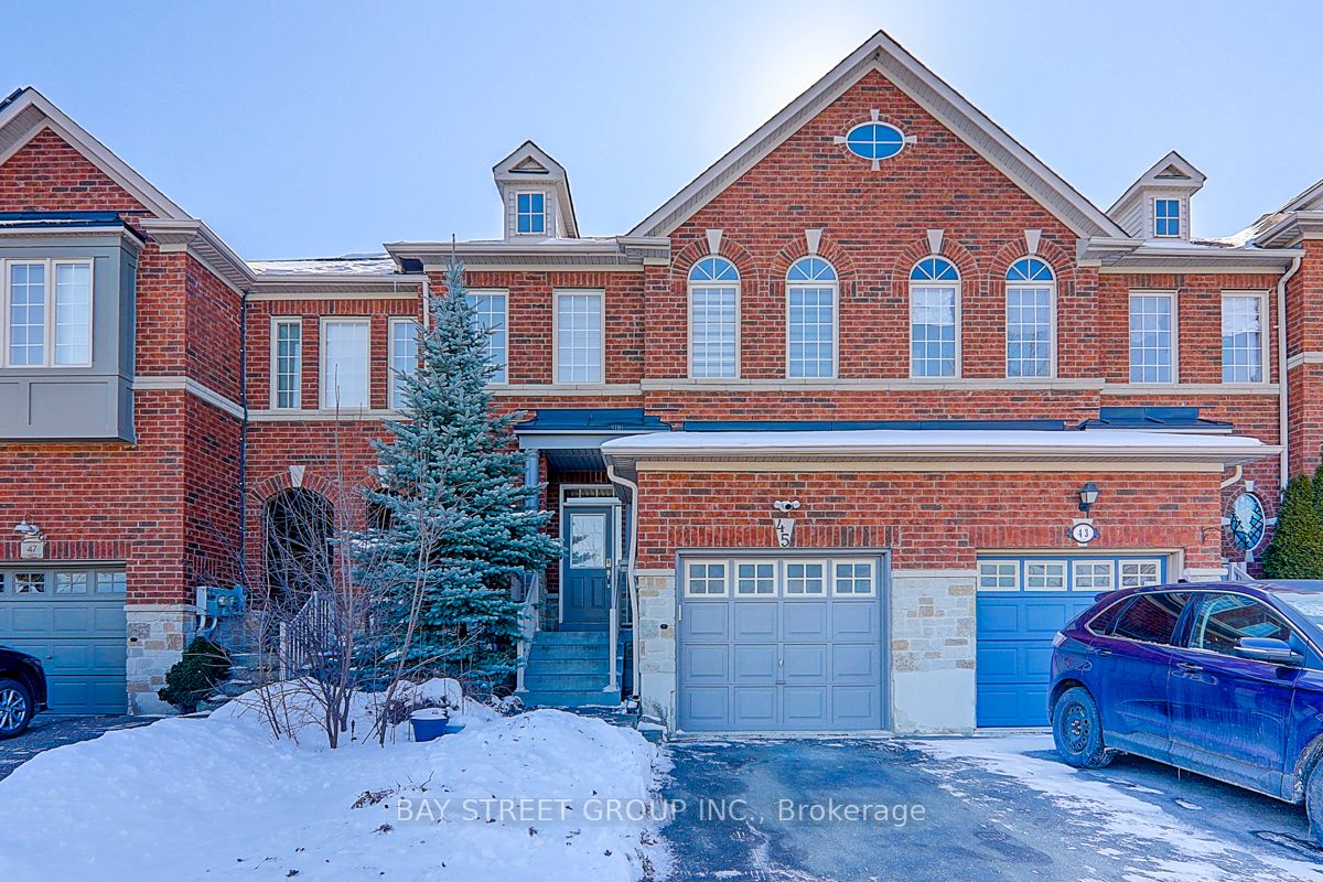 Att/Row/Twnhouse house for sale at 45 Starwood Rd Vaughan Ontario