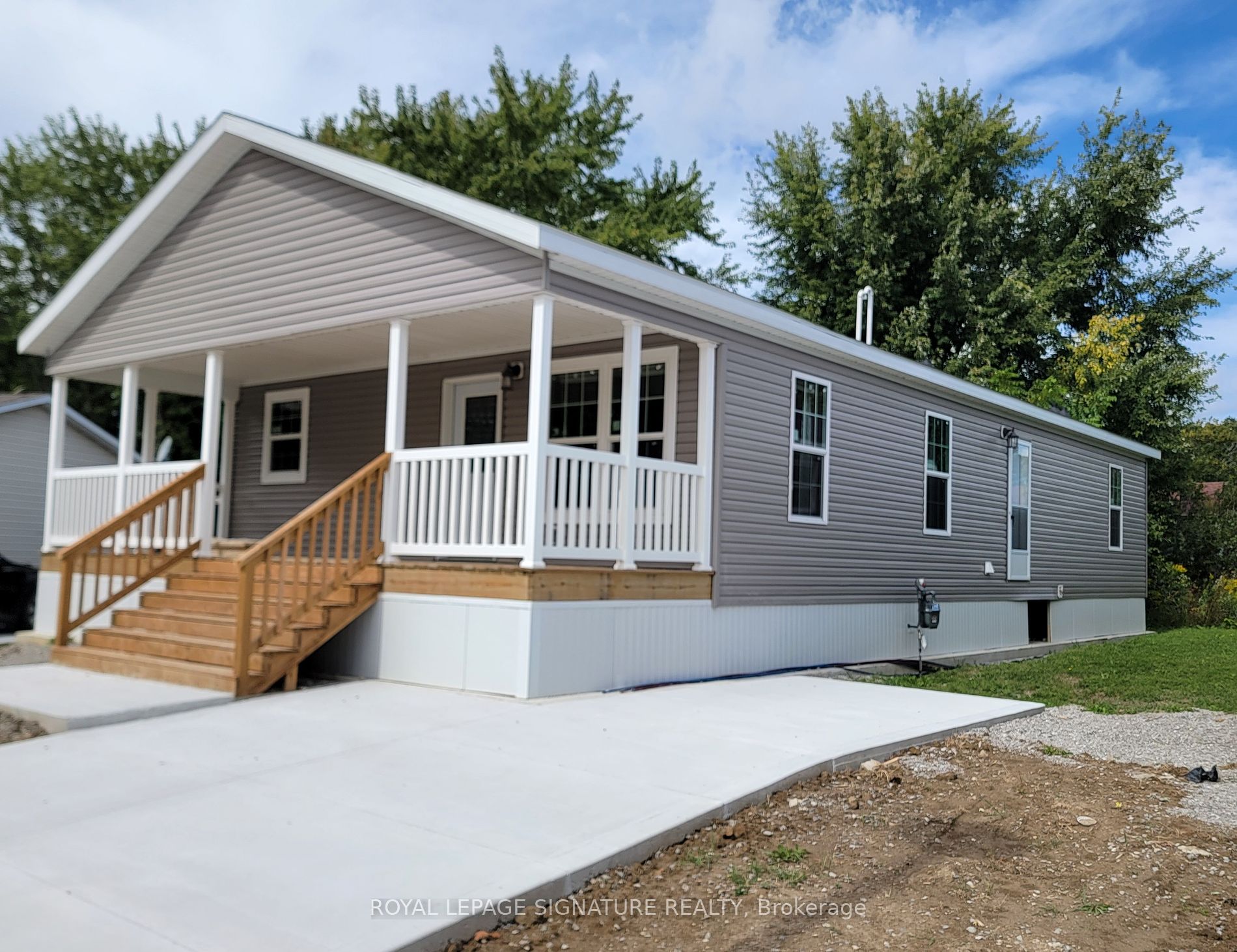 Mobile/Trailer house for sale at 12 Briar Wood Pl Innisfil Ontario