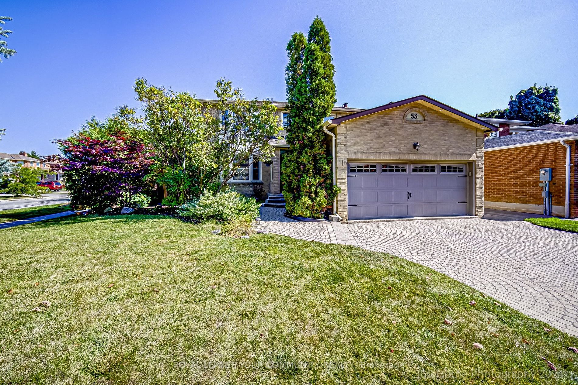 Detached house for sale at 53 Marsh St Richmond Hill Ontario