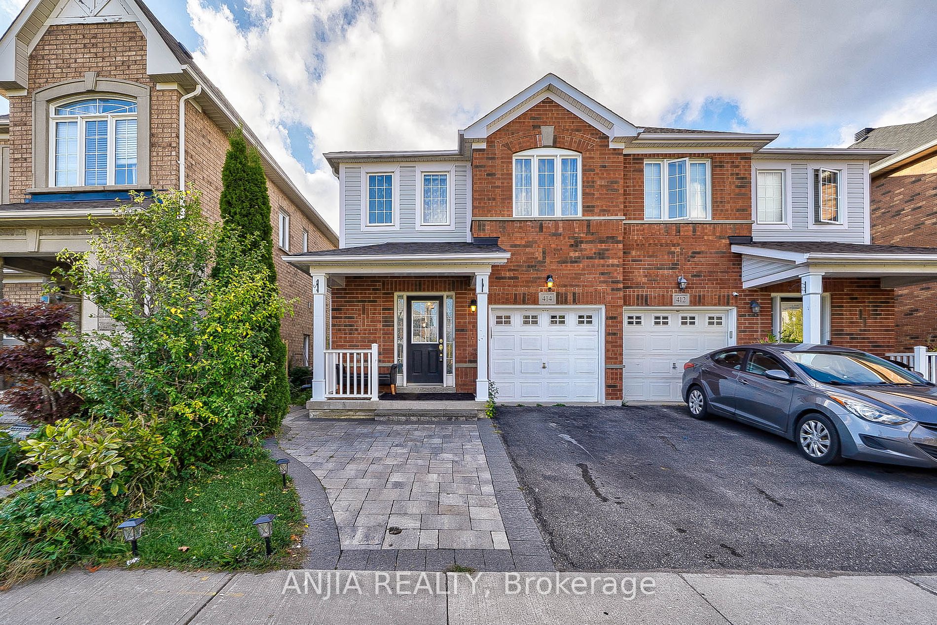 Semi-Detached house for sale at 414 Reeves Way Blvd Whitchurch-Stouffville Ontario