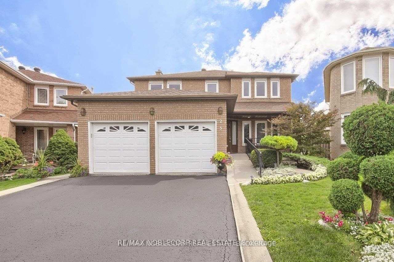 Detached house for sale at 25 Pilkington Cres Vaughan Ontario