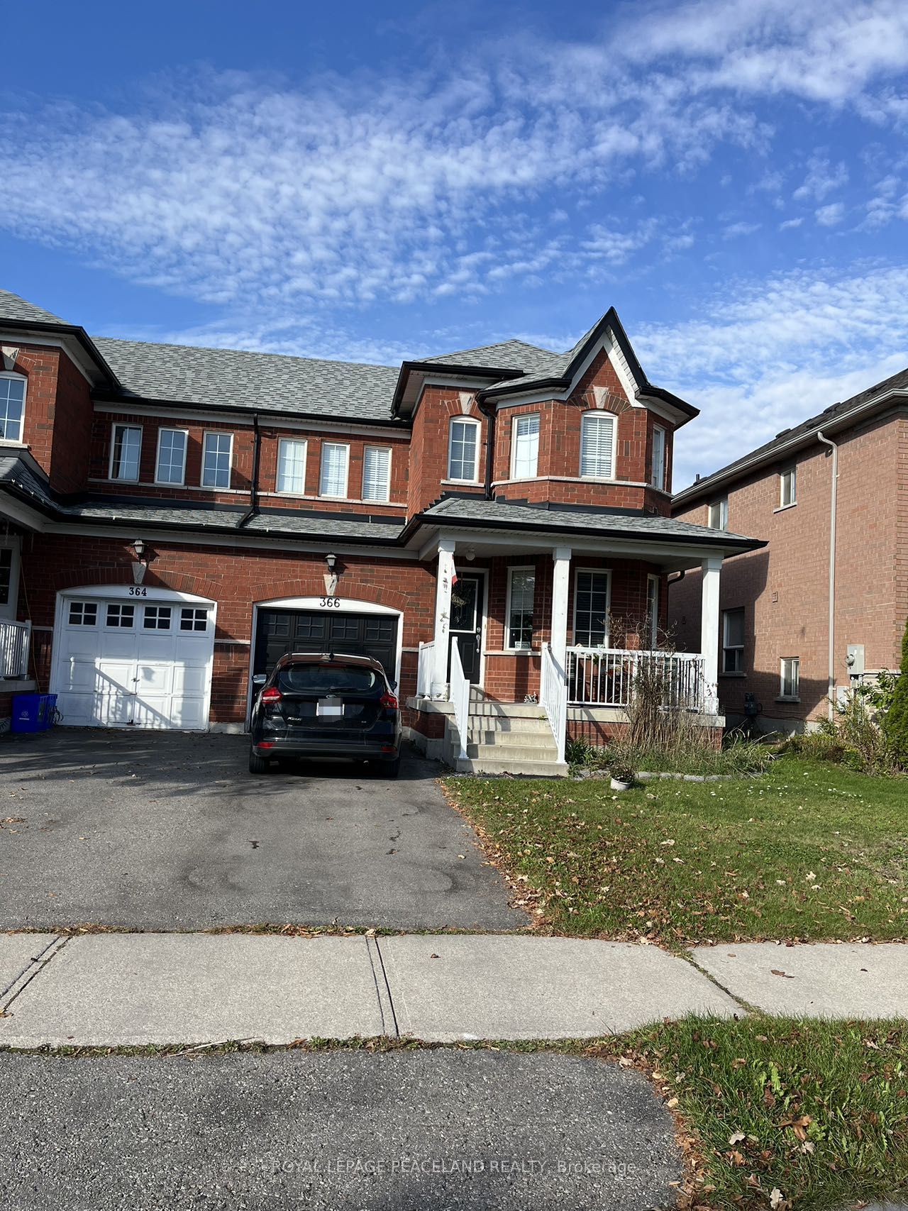 Semi-Detached house for sale at 366 Flagstone Way Newmarket Ontario