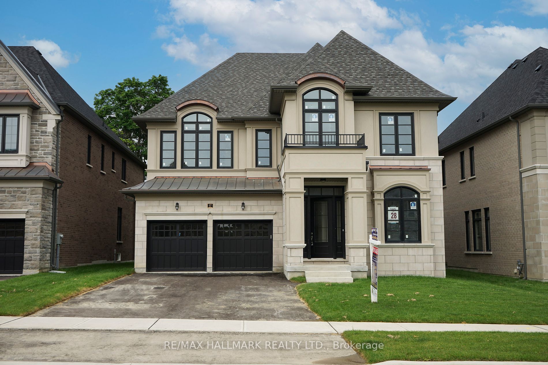 Detached house for sale at 17 Calla Tr Aurora Ontario