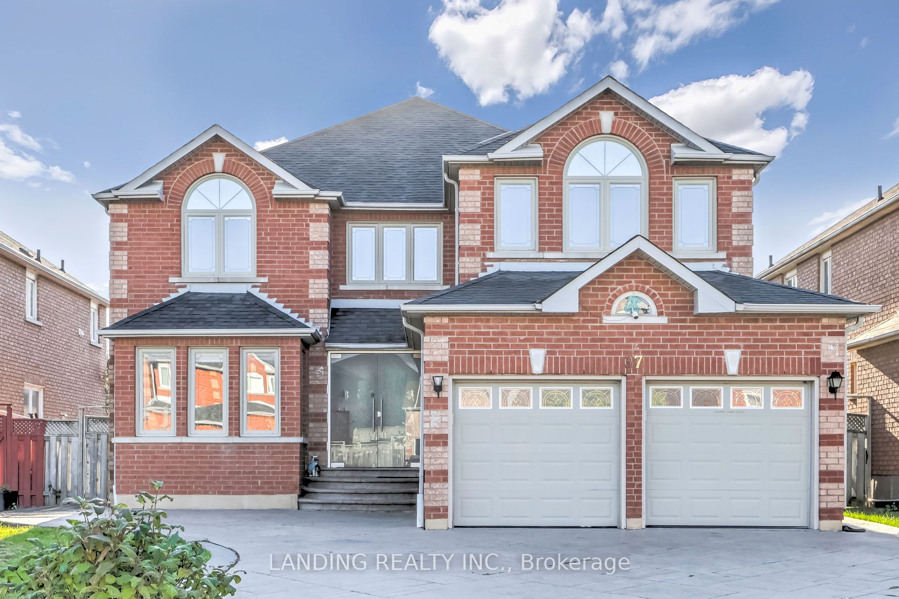 Detached house for sale at 37 Beulah Dr Markham Ontario