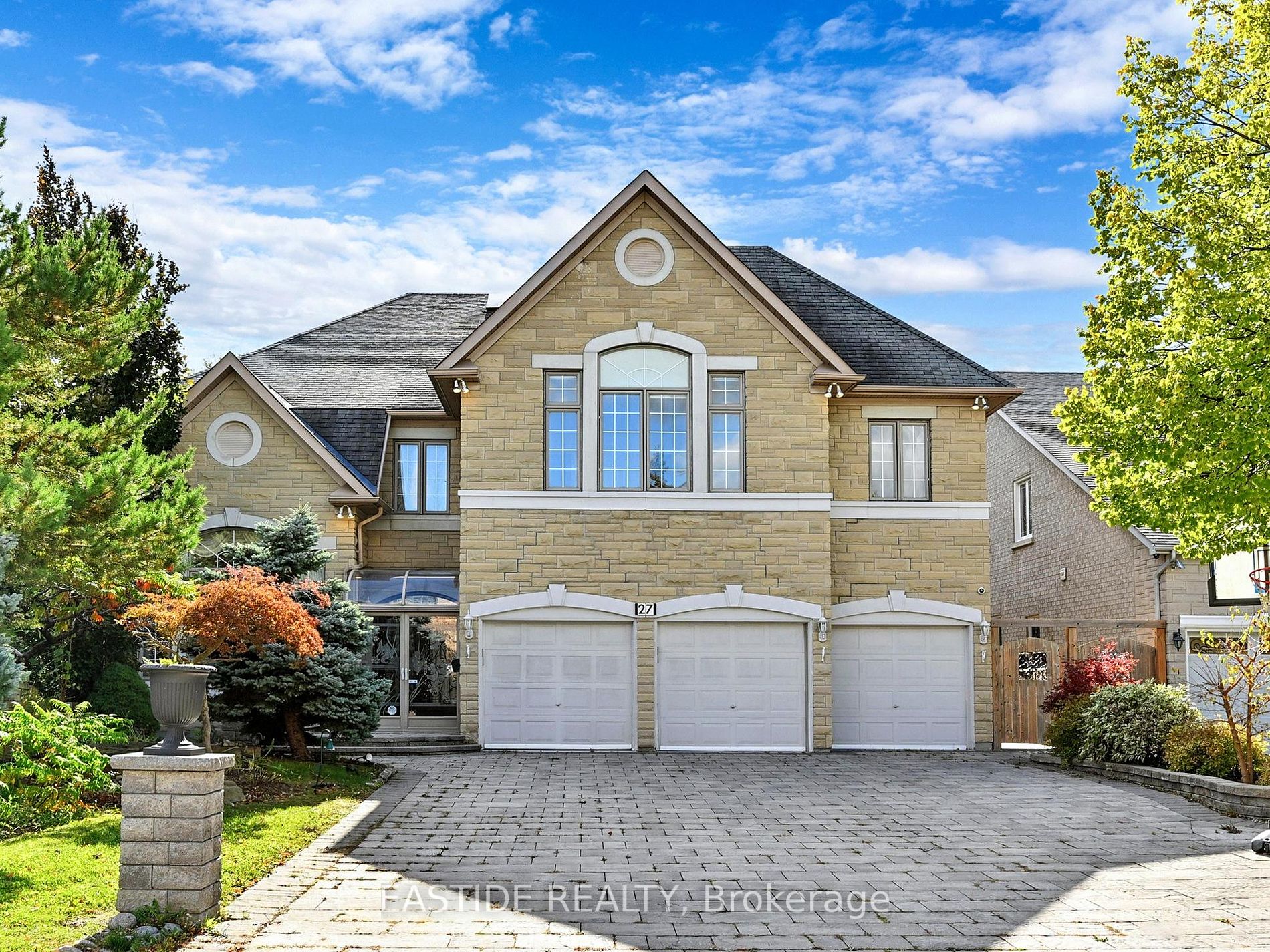 Detached house for sale at 27 Brimwood Cres Richmond Hill Ontario