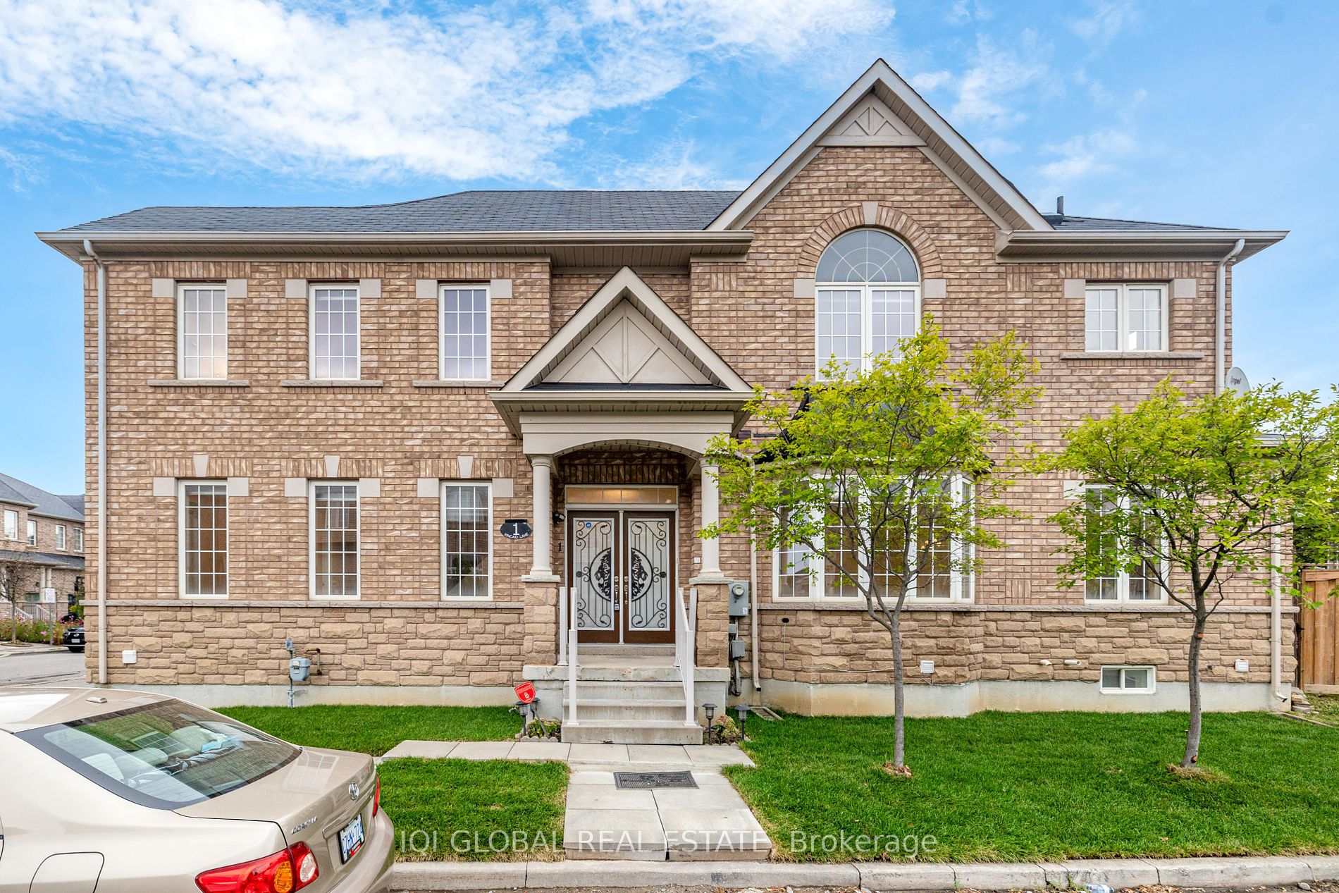 Link house for sale at 1 Kincaid Lane Markham Ontario