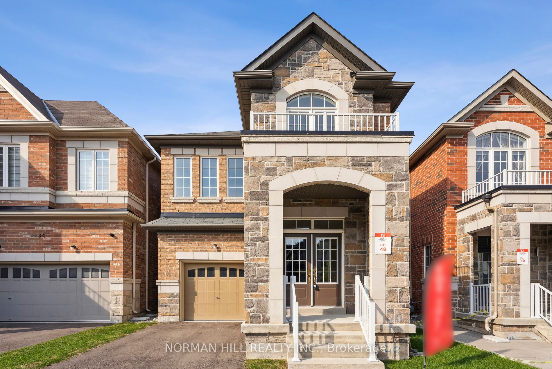 Detached house for sale at 132 Hartney Dr Richmond Hill Ontario