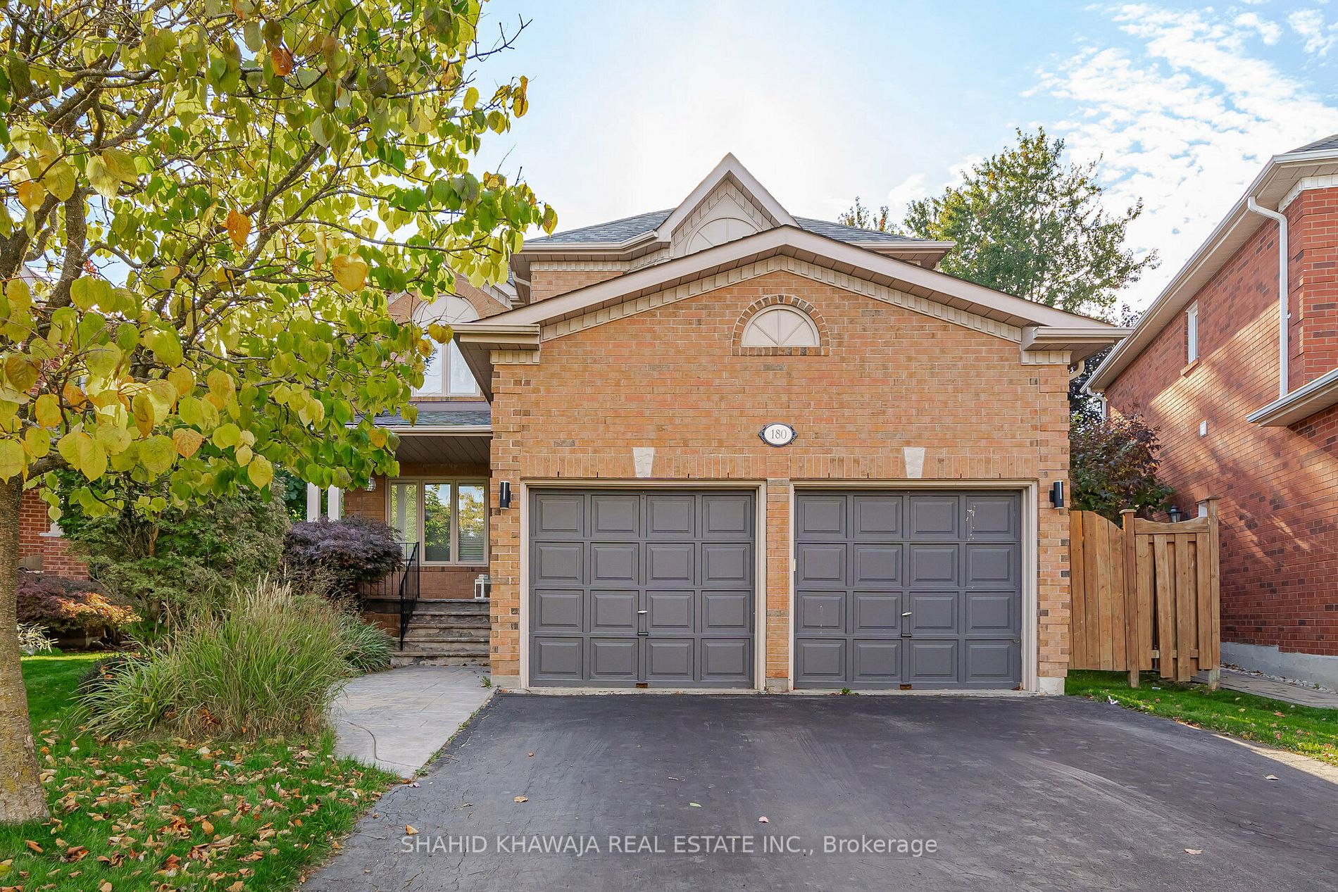 Detached house for sale at 180 Bothwell Cres Newmarket Ontario